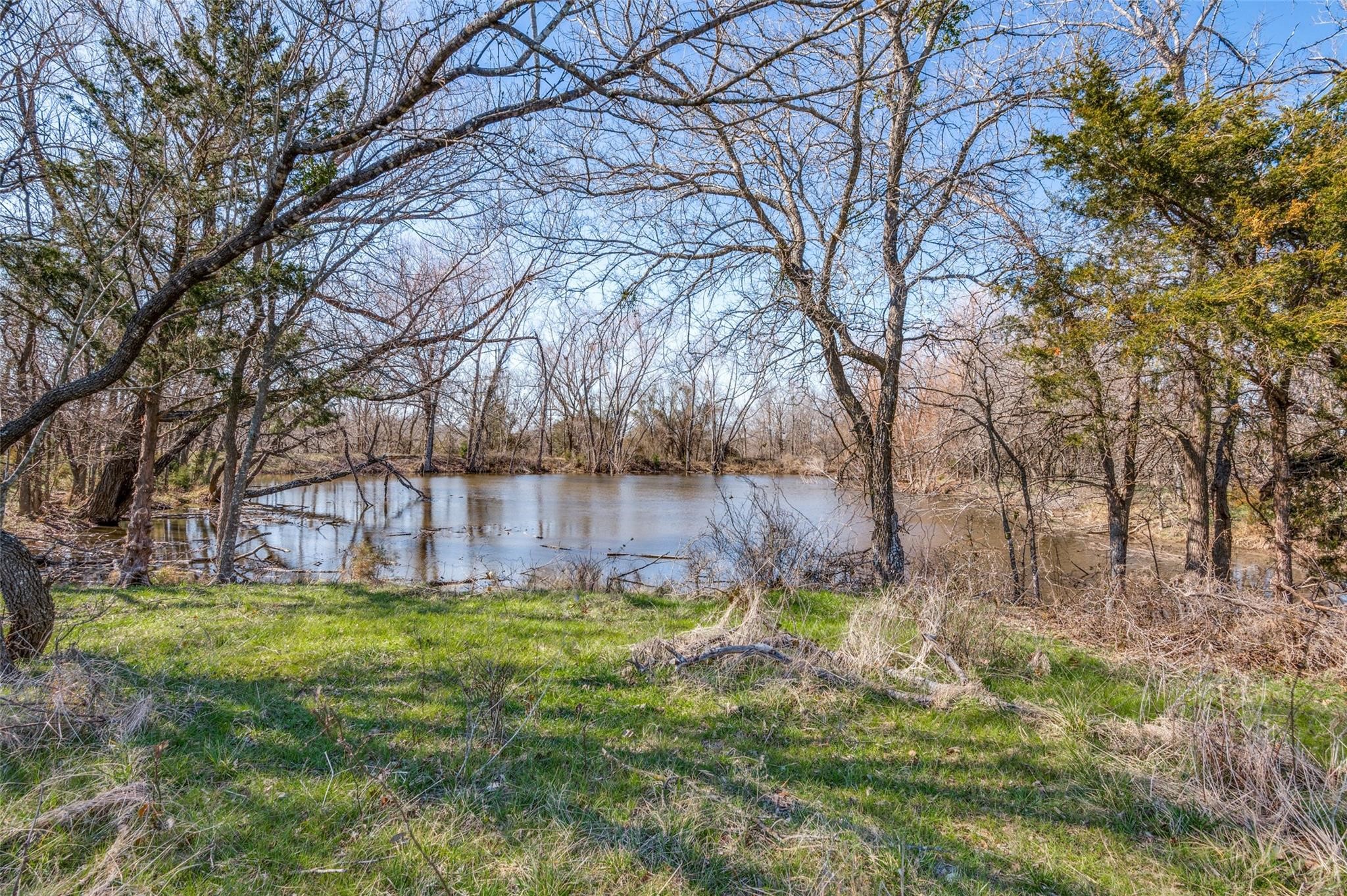 9876 NW County Road 2221