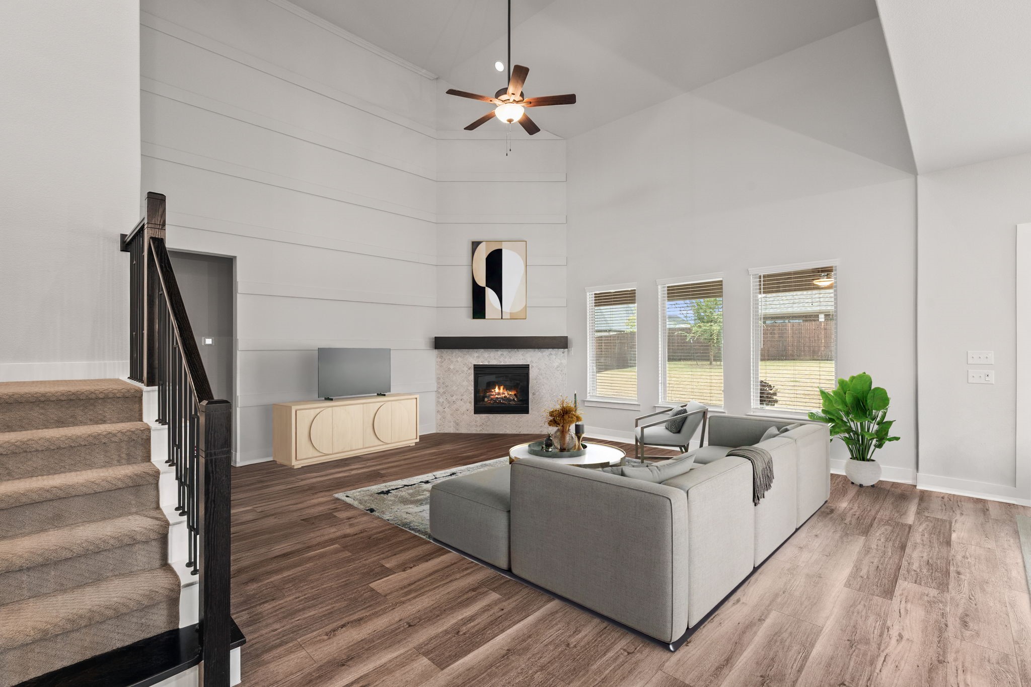 1213 Villalonga Drive