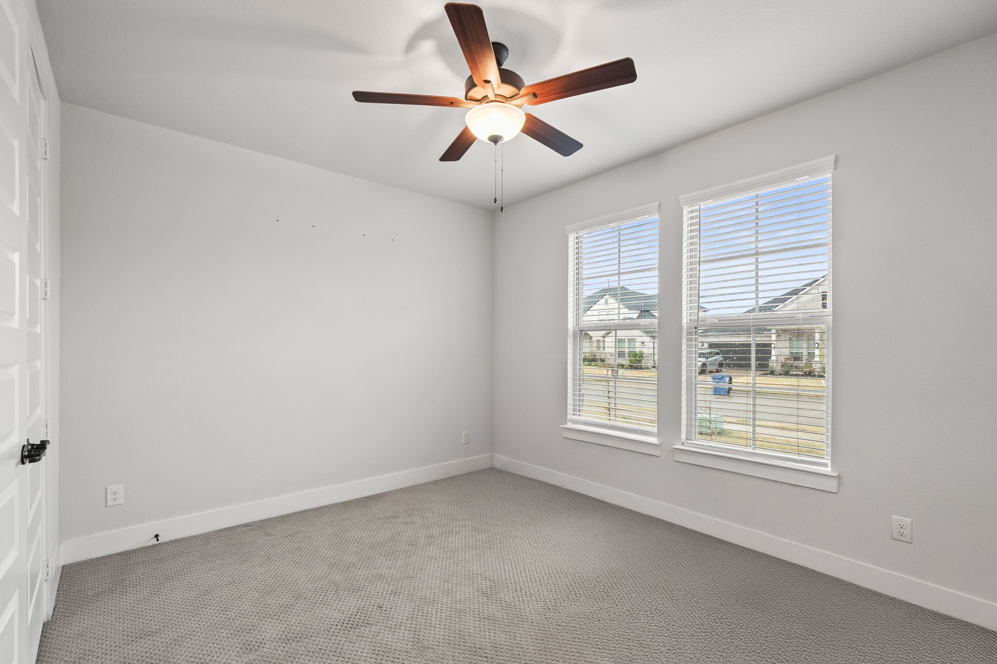 1213 Villalonga Drive