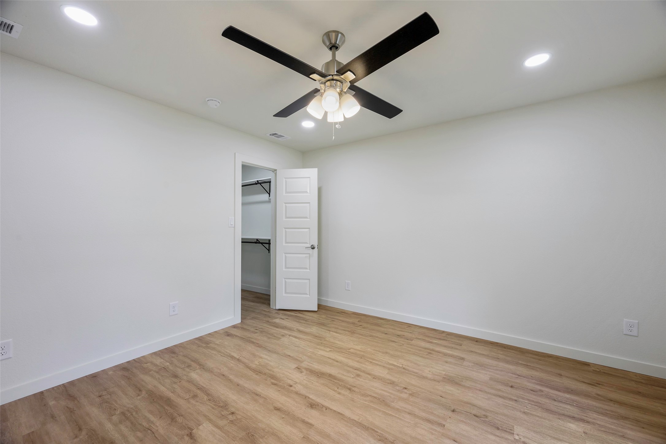 3401 Cross Bend Road