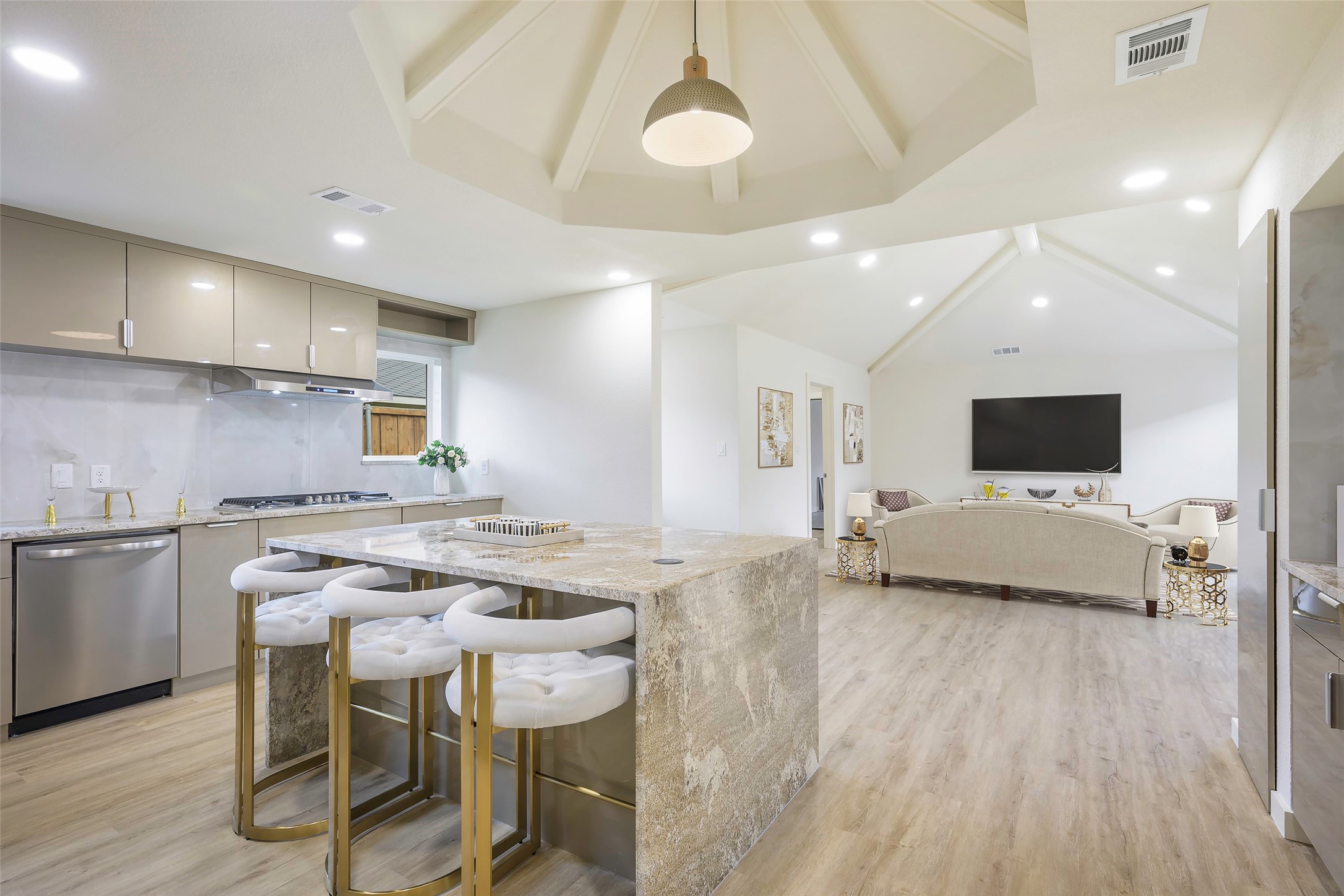 3401 Cross Bend Road