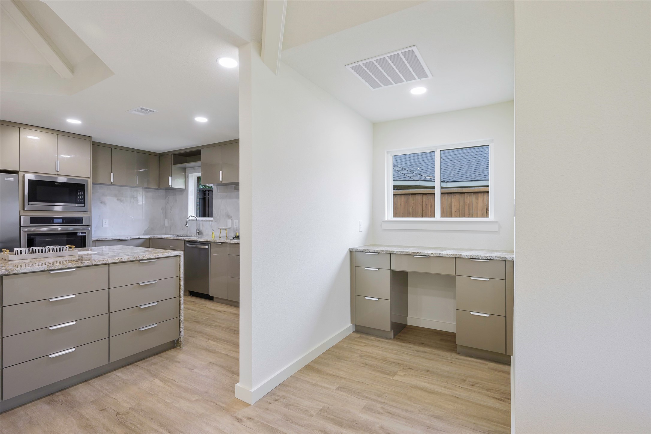 3401 Cross Bend Road