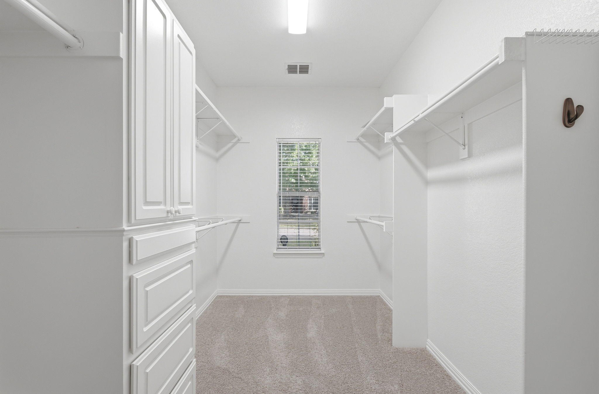 1667 Idlewild Drive