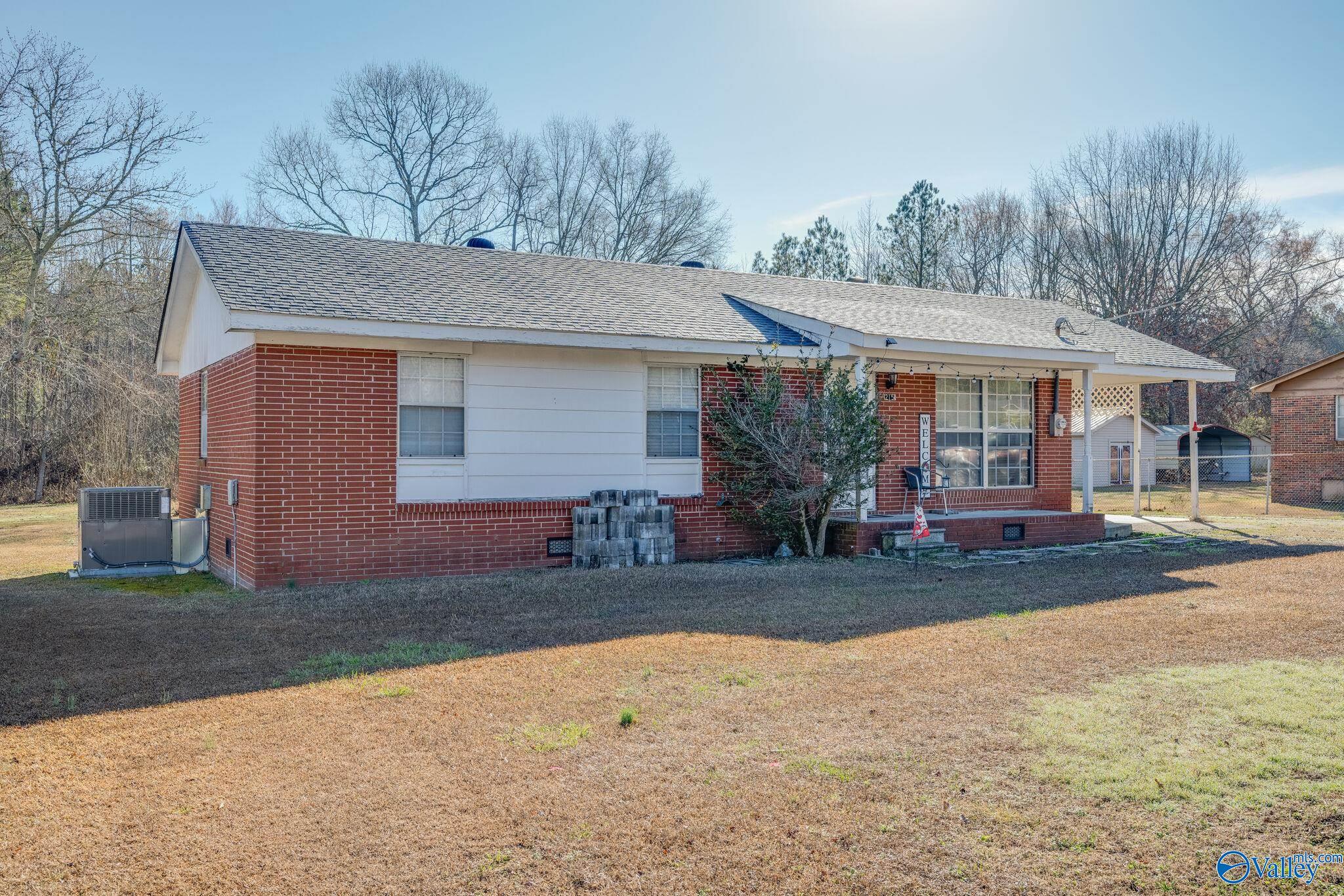 215 Hereford Street