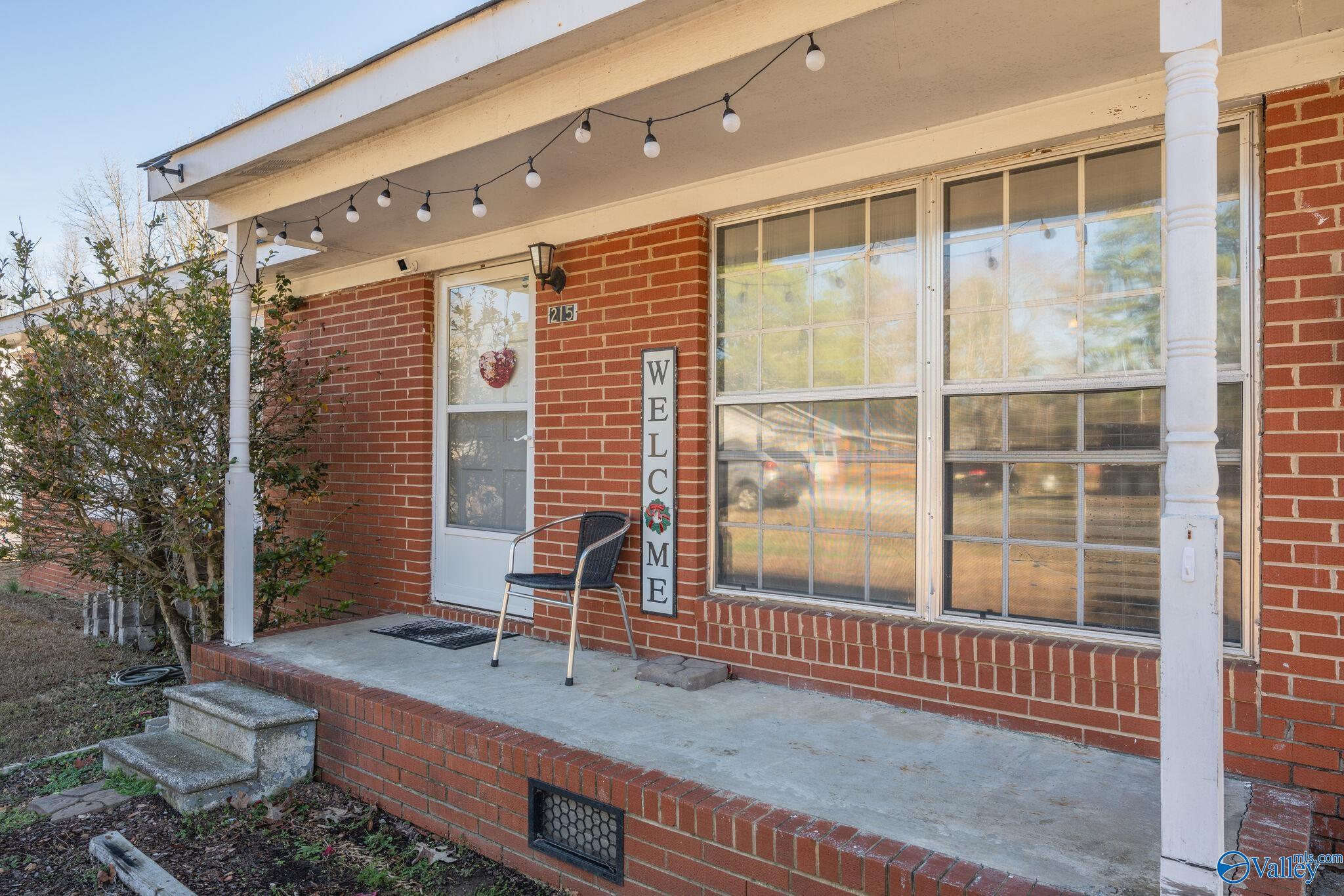 215 Hereford Street
