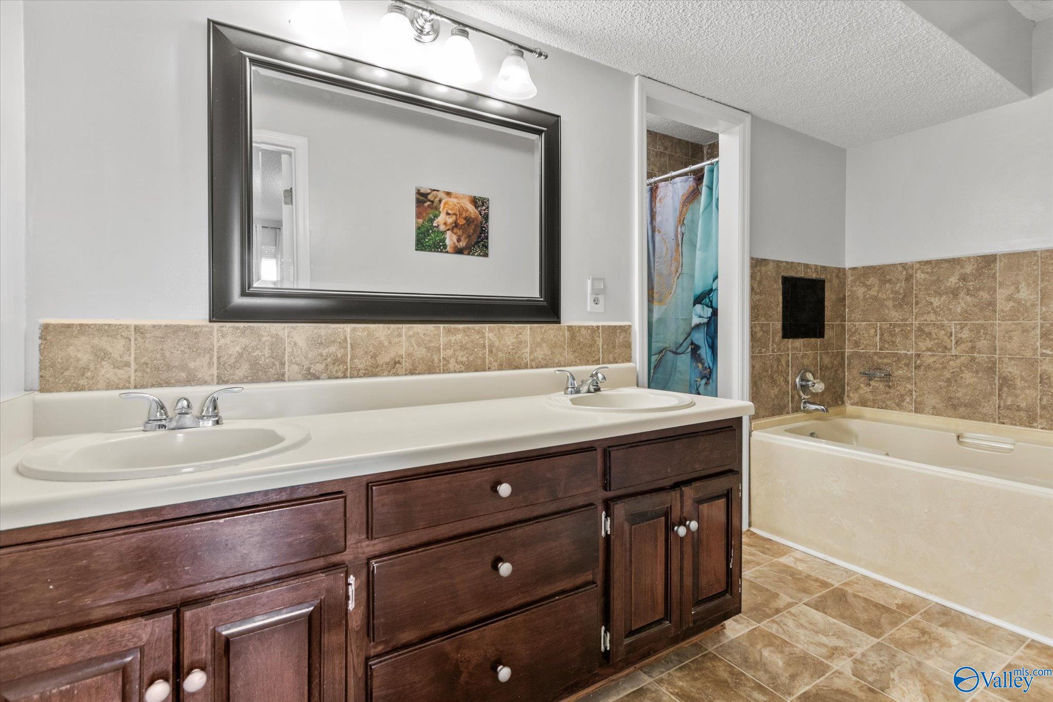 117 Sleepy Hollow Lane