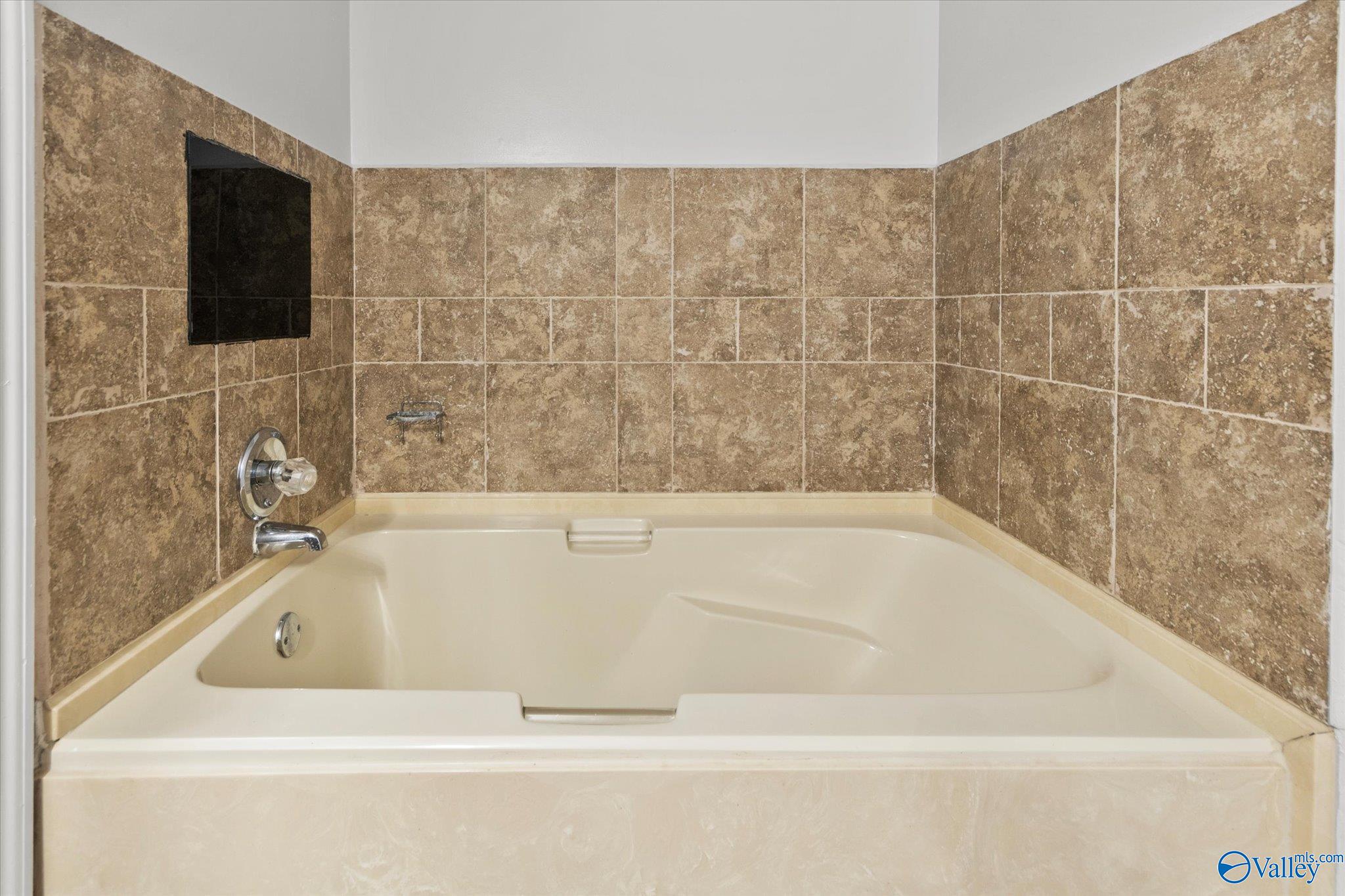 117 Sleepy Hollow Lane