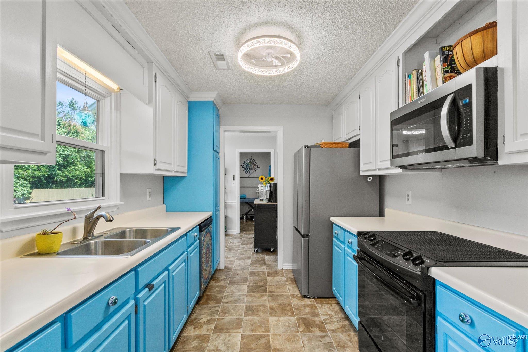 117 Sleepy Hollow Lane