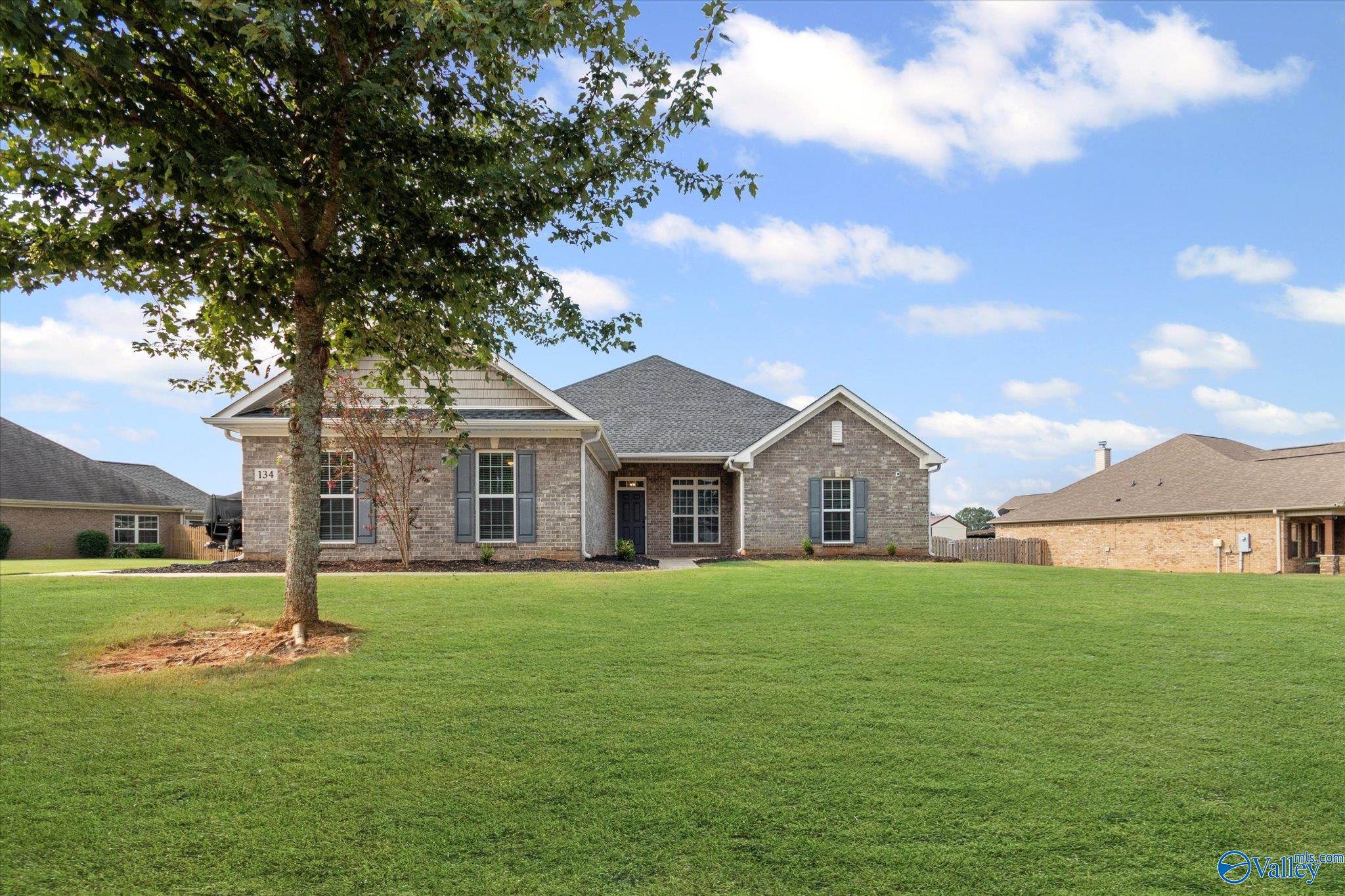 134 Twin Rivers Drive