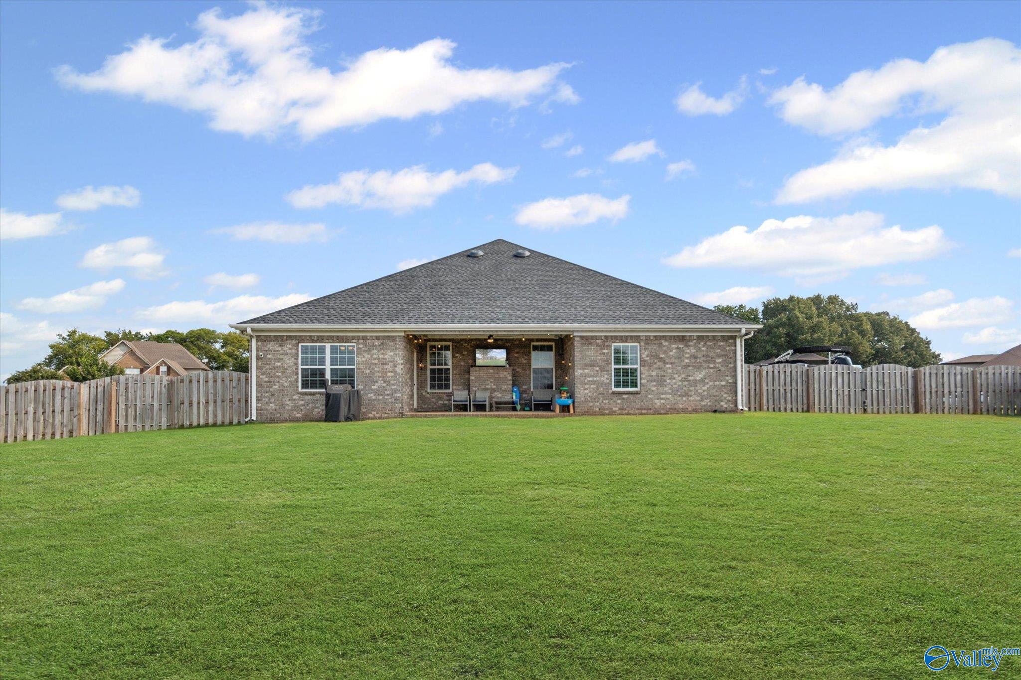 134 Twin Rivers Drive