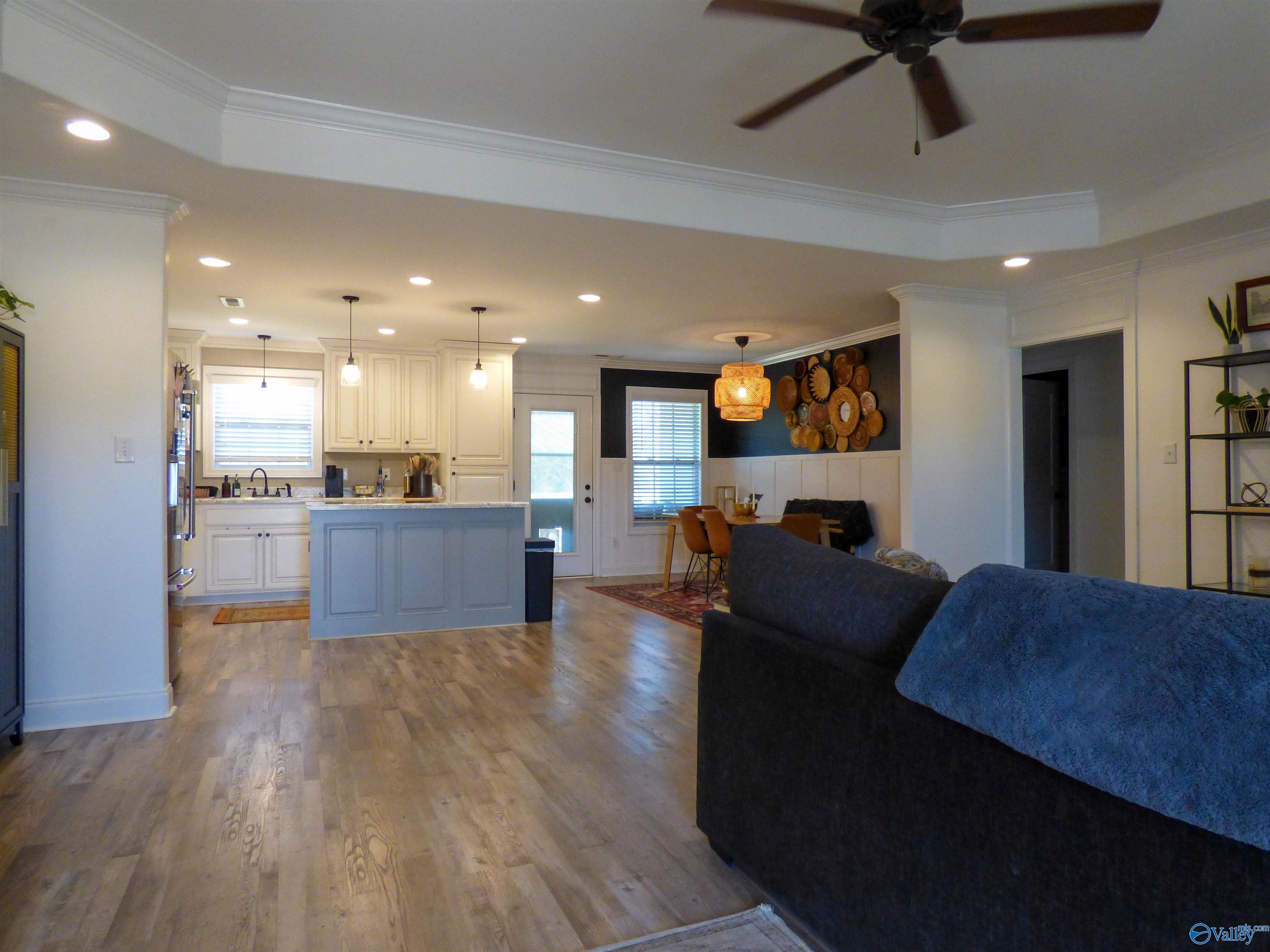 112 Compass Hill Circle