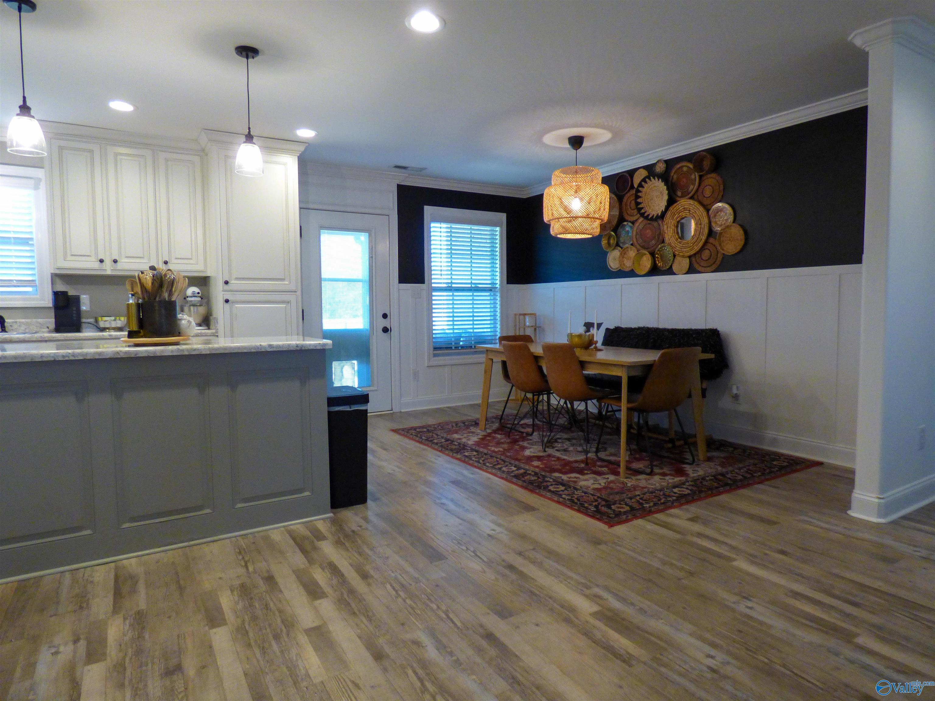 112 Compass Hill Circle