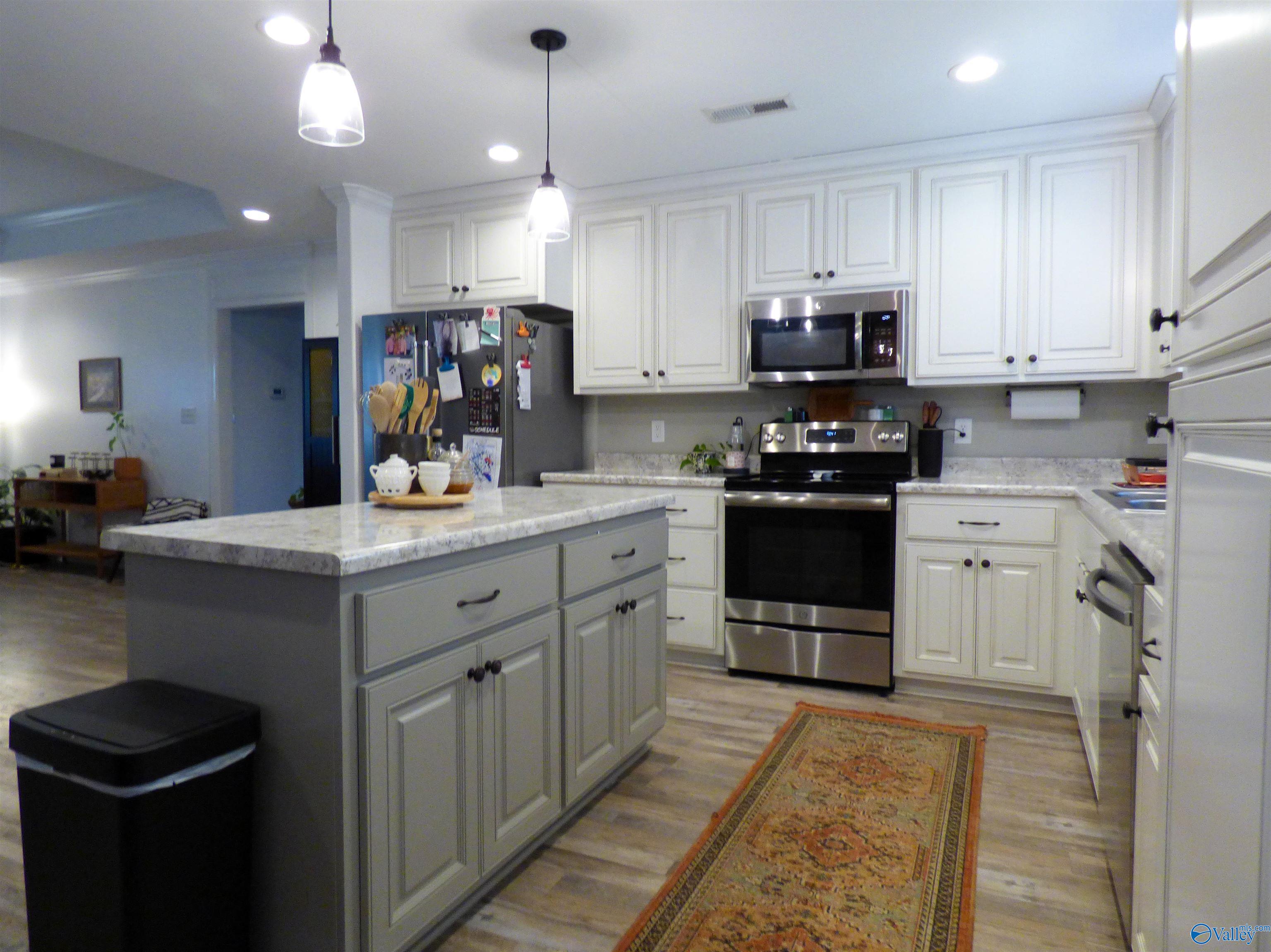 112 Compass Hill Circle