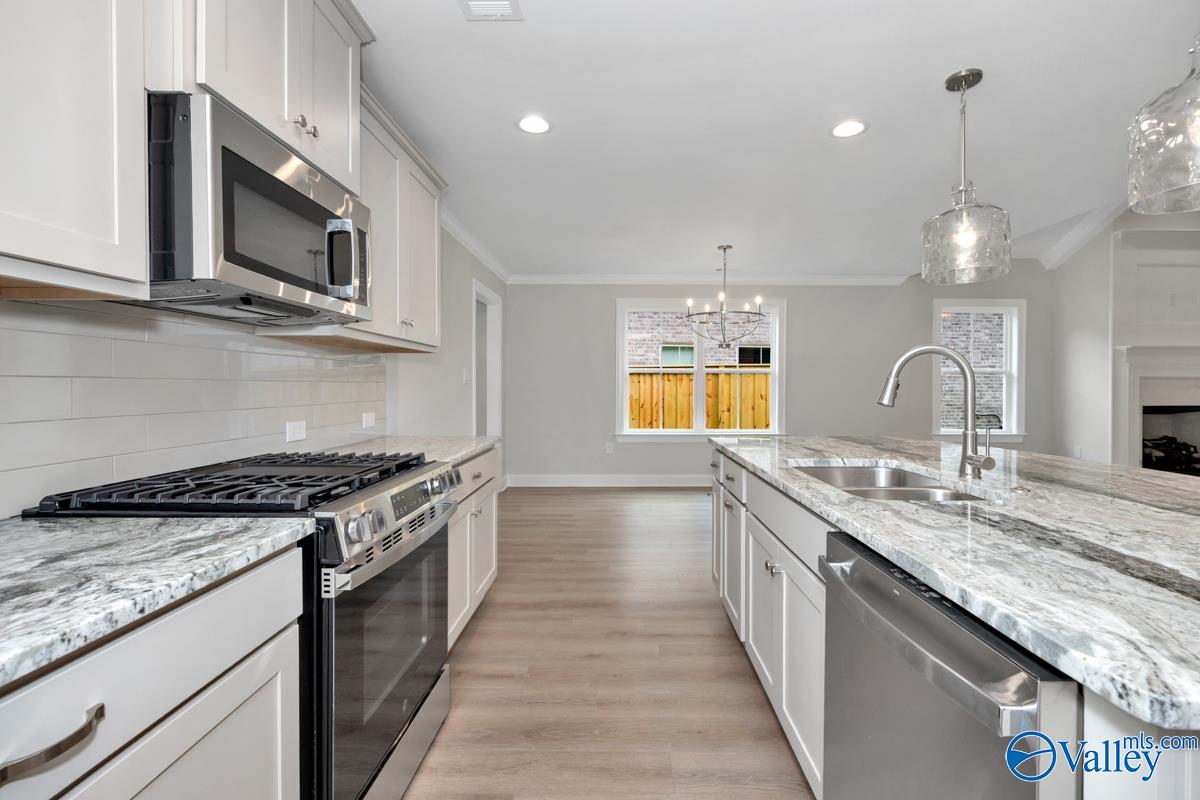 9508 Hampton Oak Drive