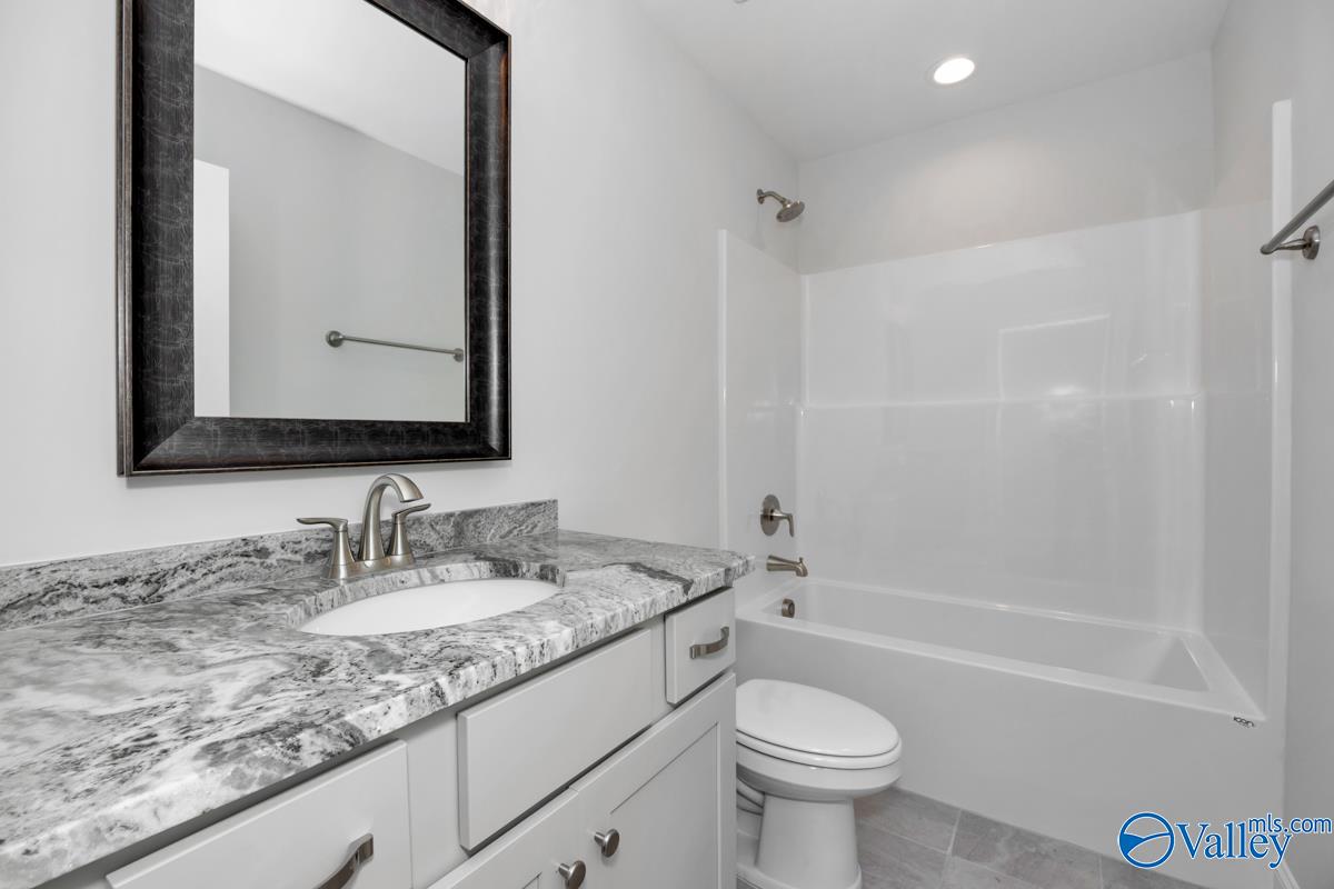 9508 Hampton Oak Drive