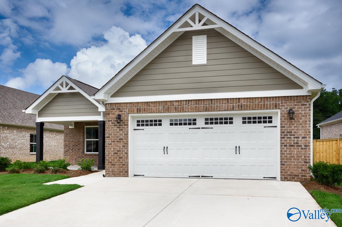 9508 Hampton Oak Drive