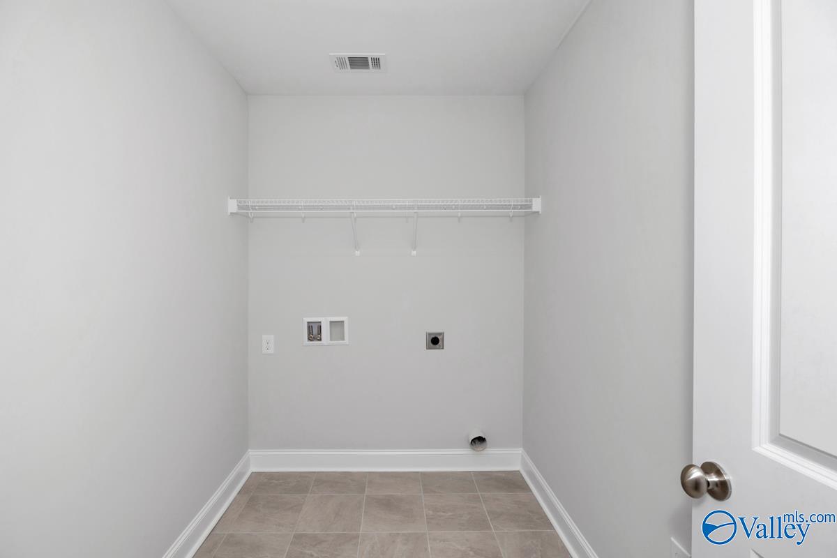 9508 Hampton Oak Drive