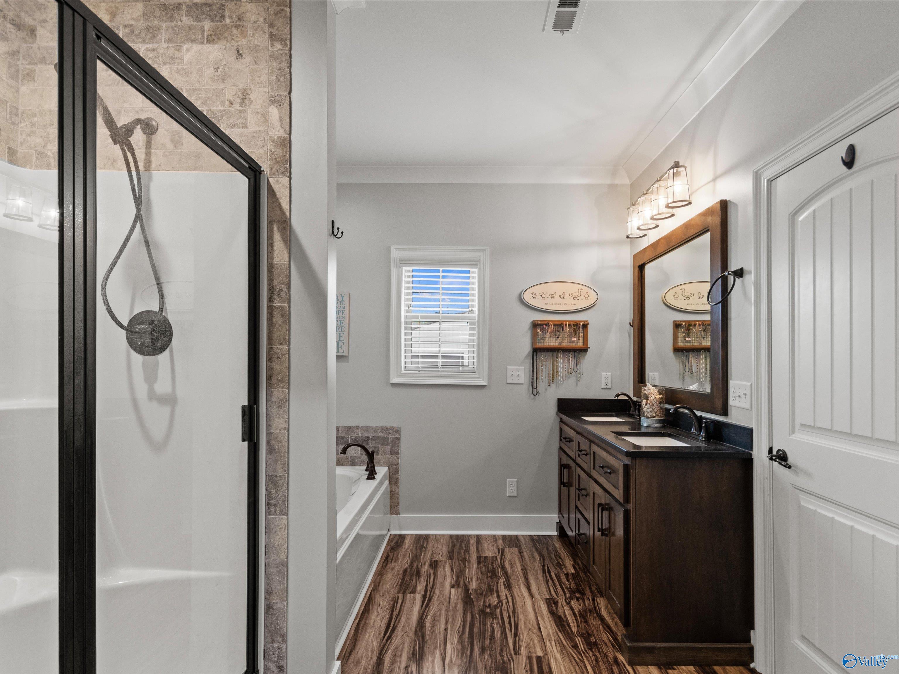 23359 Mooresville Road