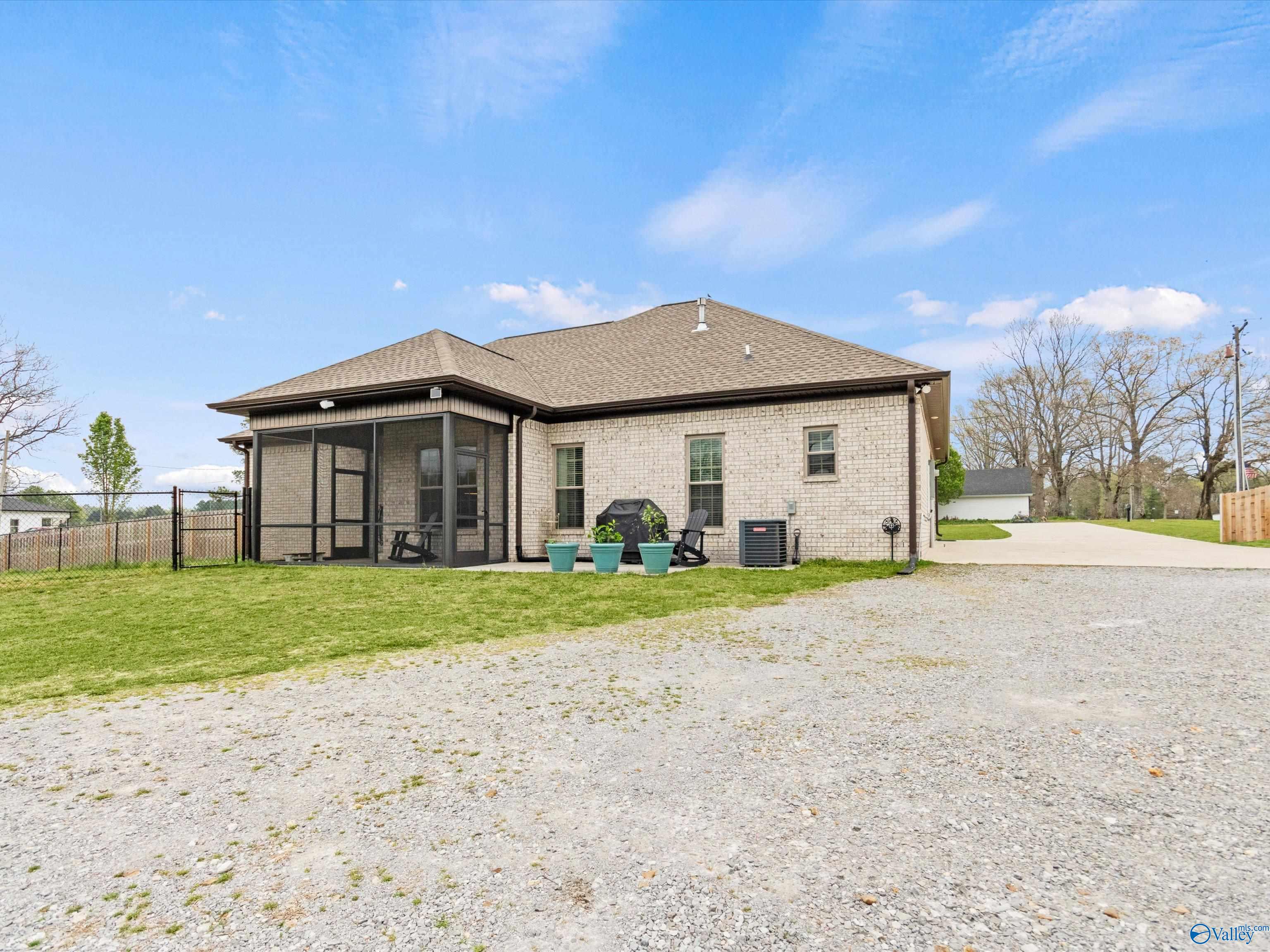 23359 Mooresville Road