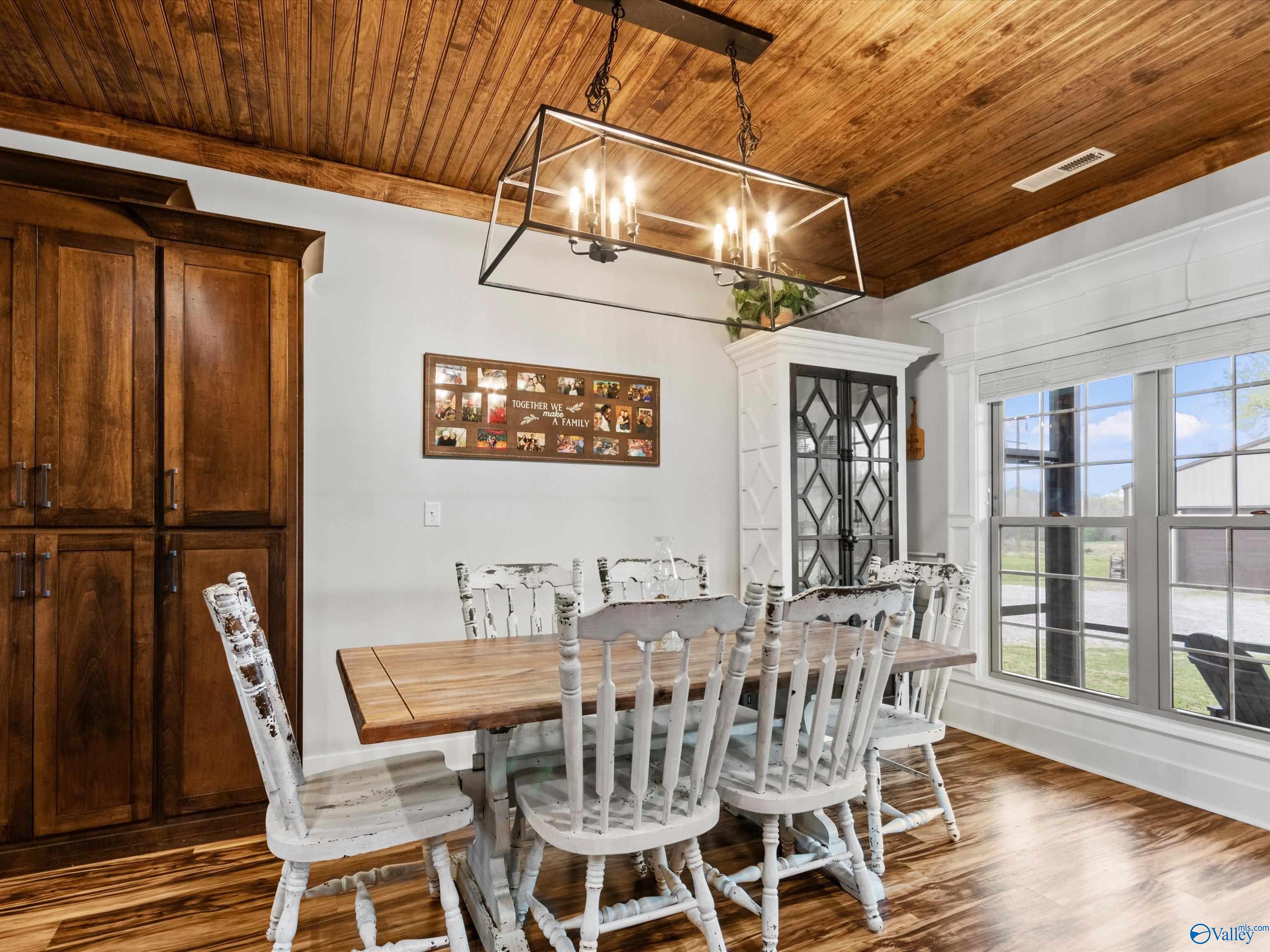 23359 Mooresville Road