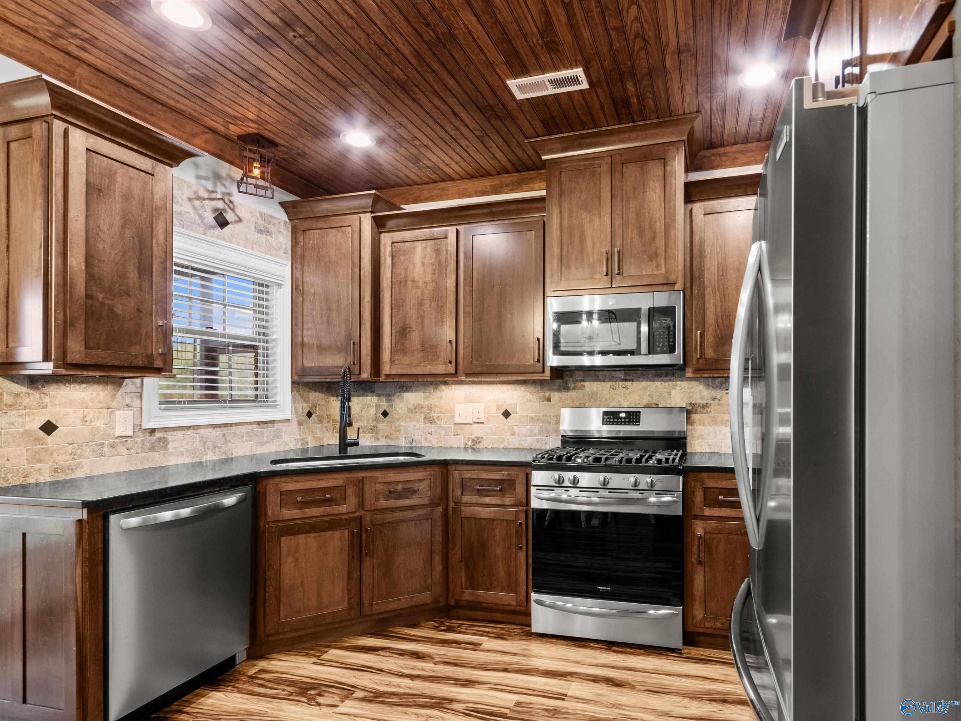 23359 Mooresville Road