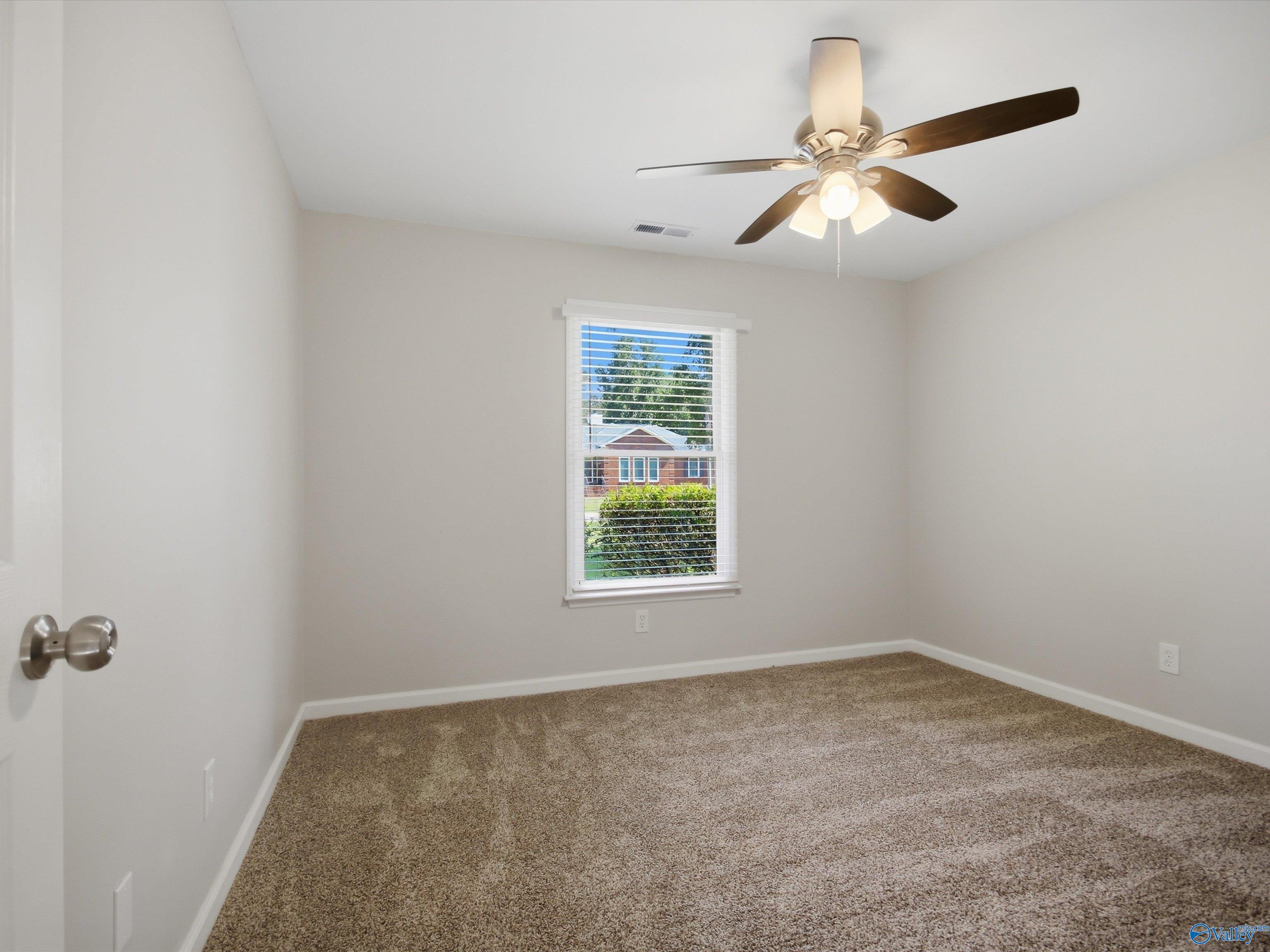 220 Bent Oak Circle