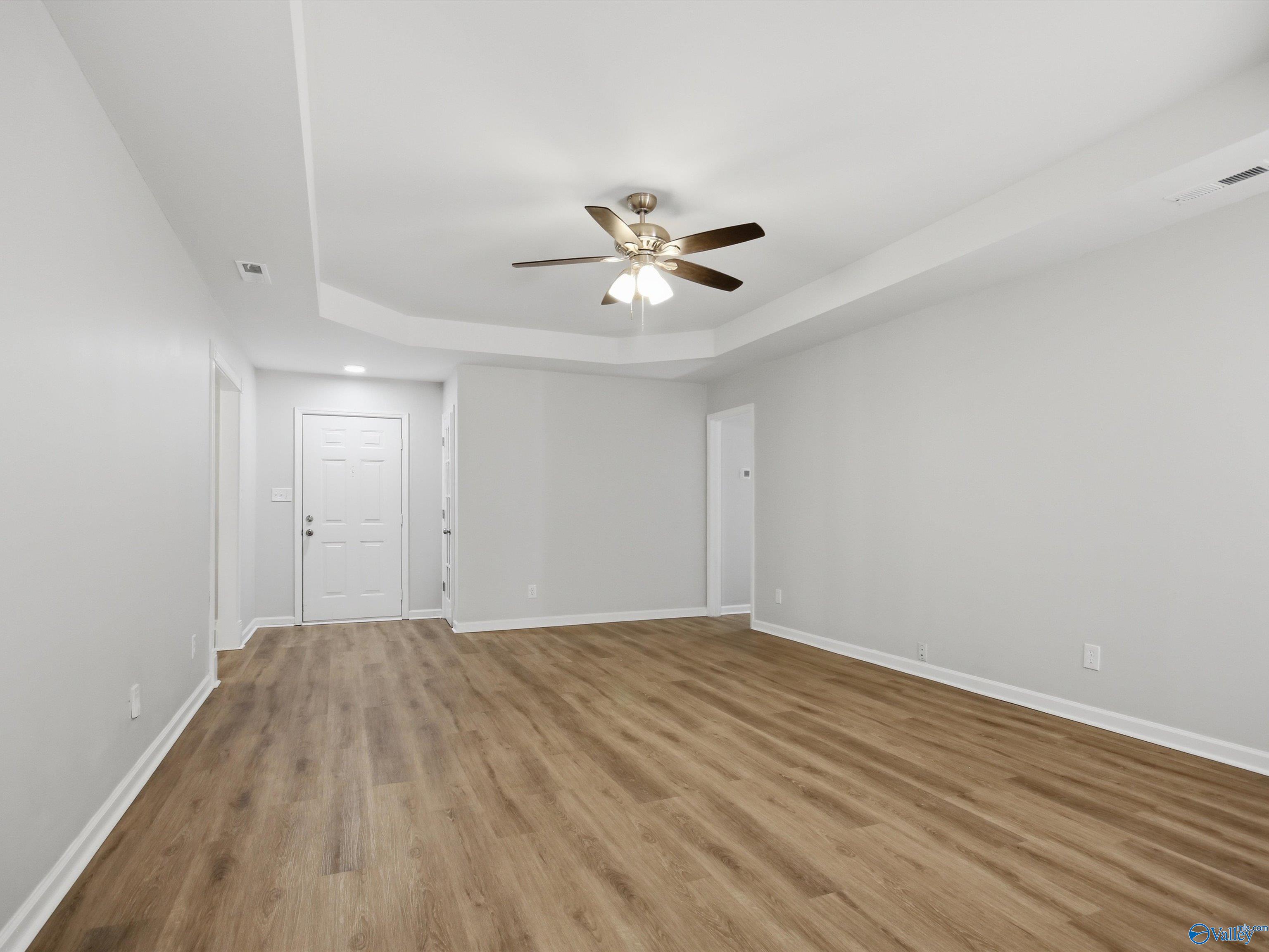 220 Bent Oak Circle