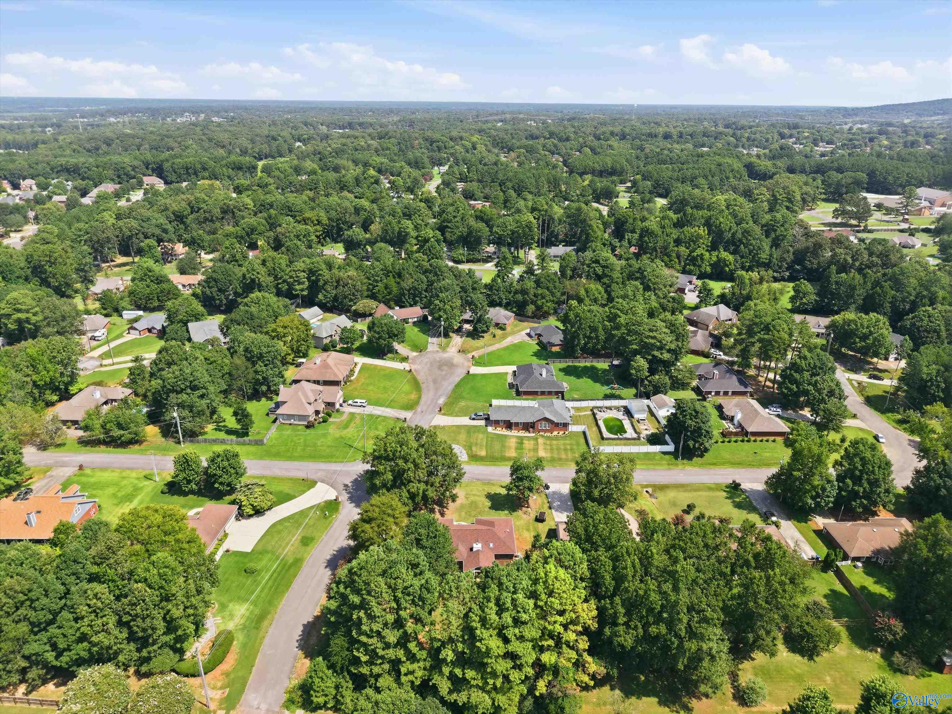 220 Bent Oak Circle