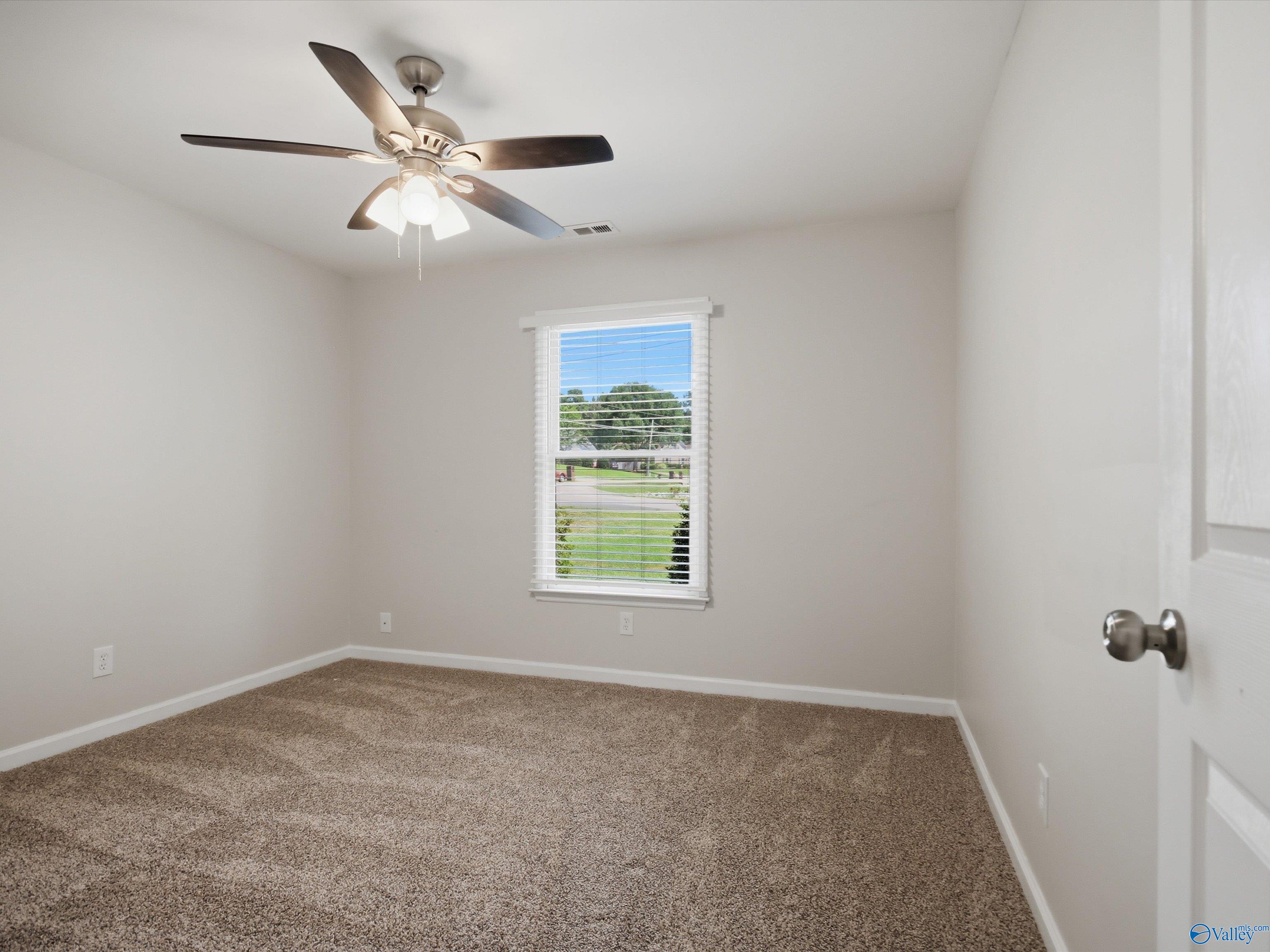 220 Bent Oak Circle