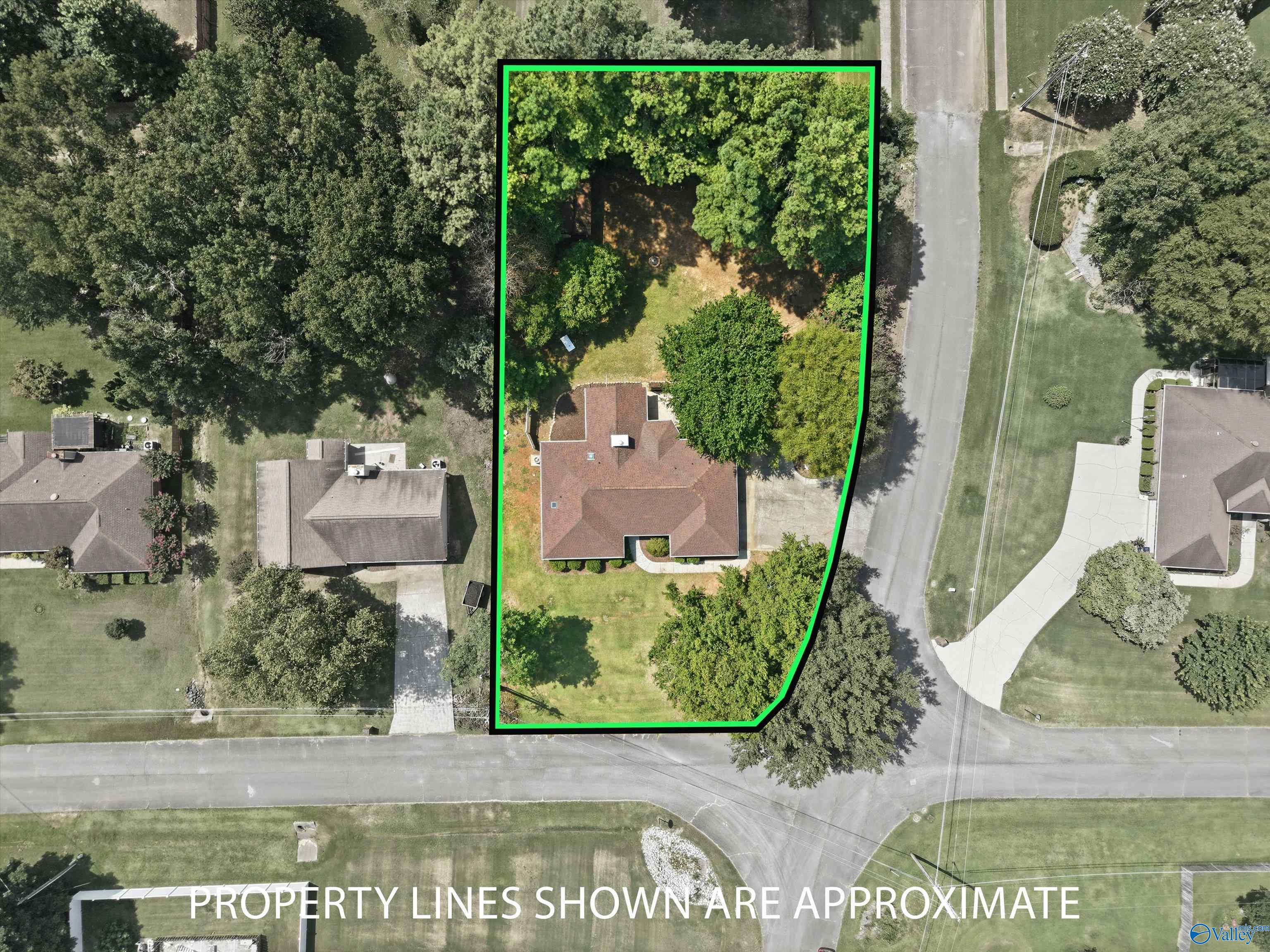 220 Bent Oak Circle