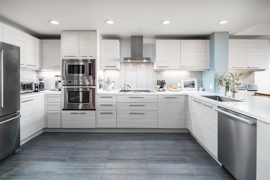 1432 Pacific Highway 315