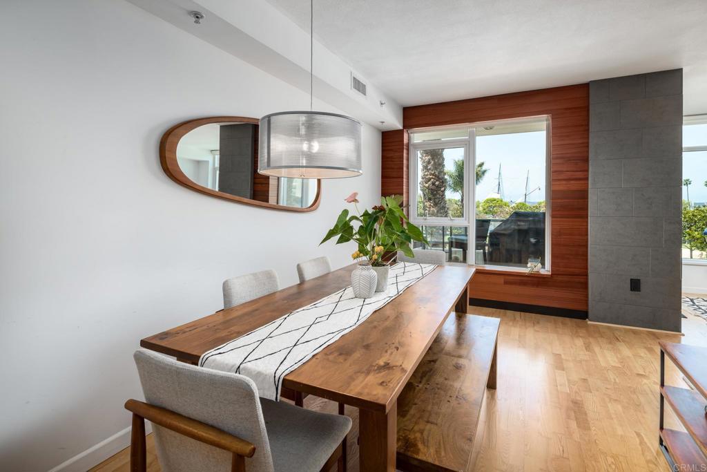 1432 Pacific Highway 315