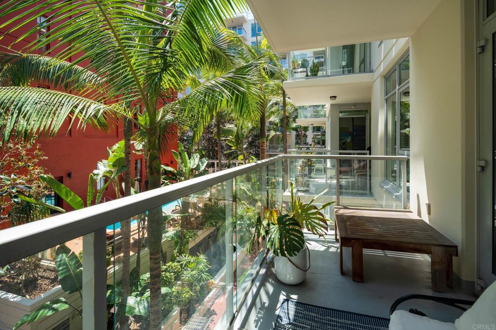 1432 Pacific Highway 315