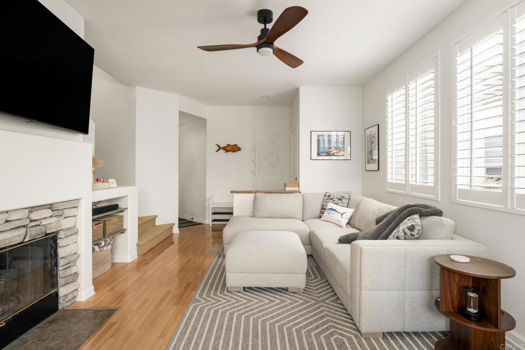 382 Carmel Creeper Pl