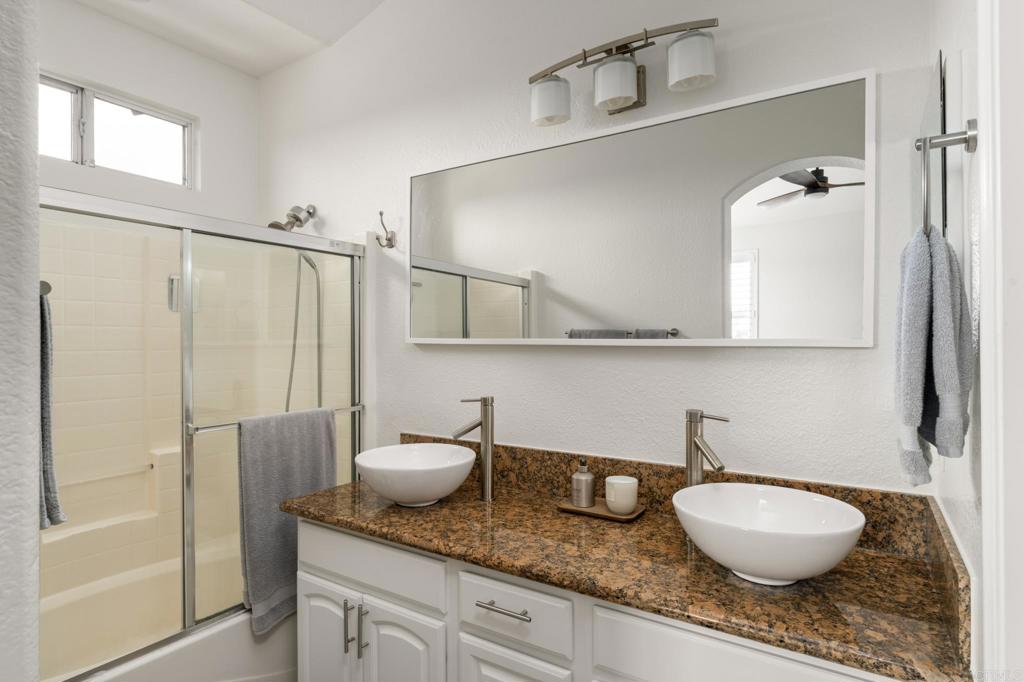 382 Carmel Creeper Pl