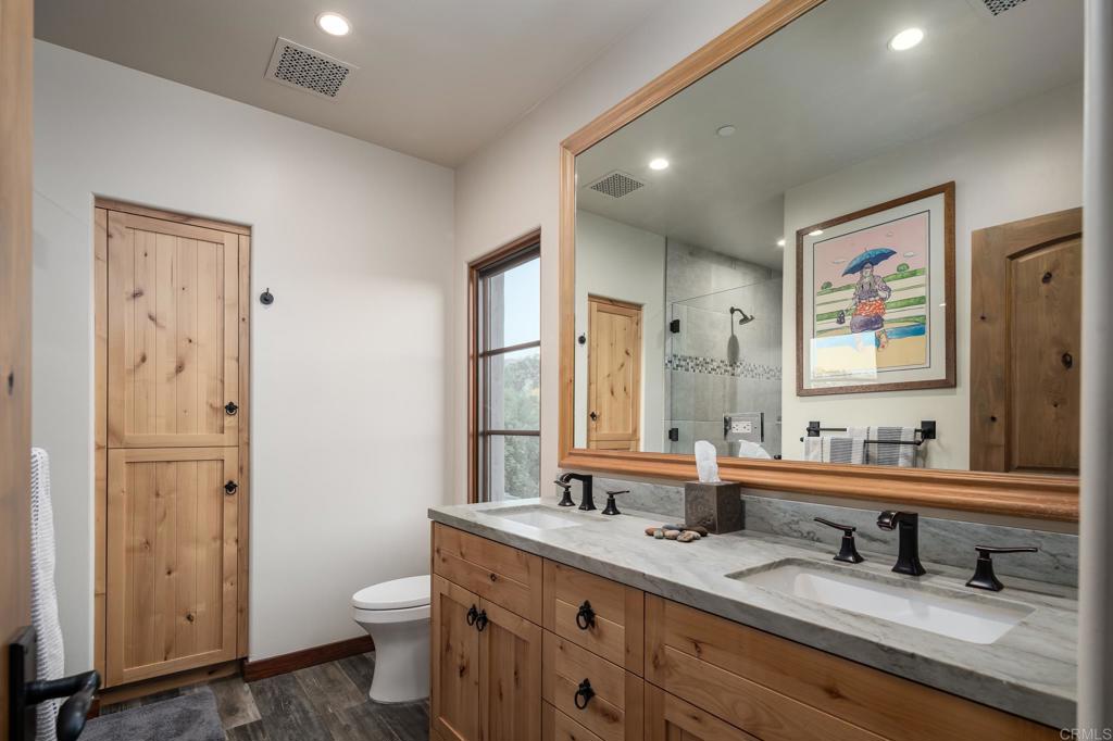 18355 Calle la Serra