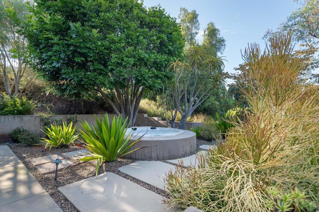 18355 Calle la Serra