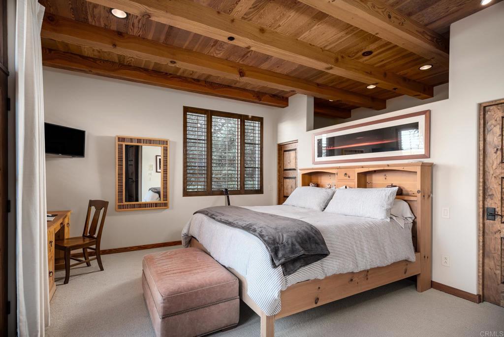 18355 Calle la Serra