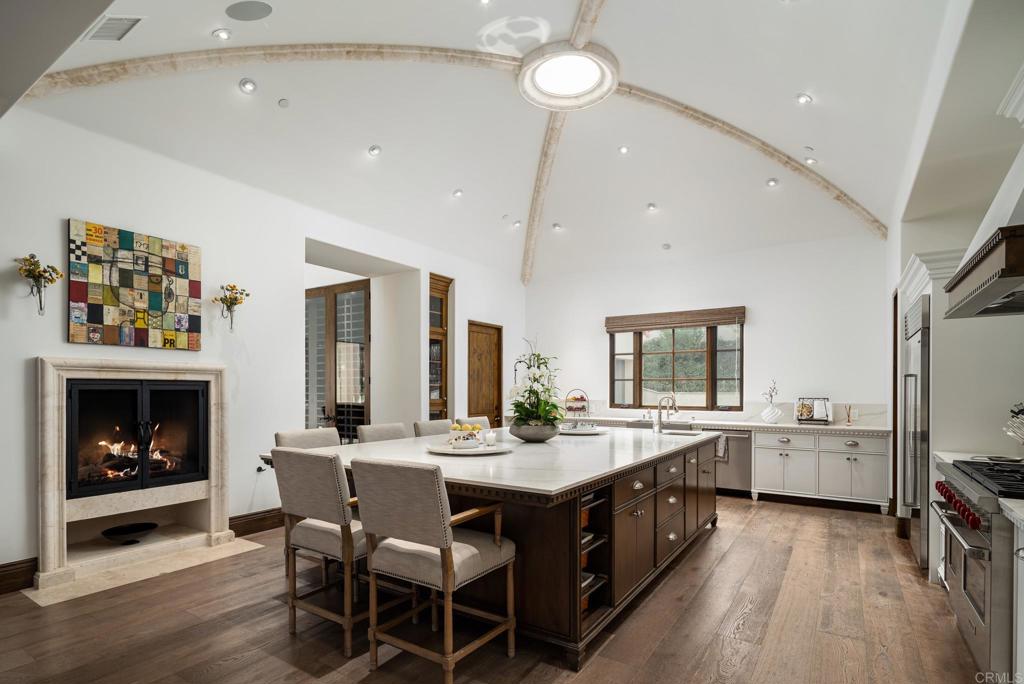 18411 Calle La Serra