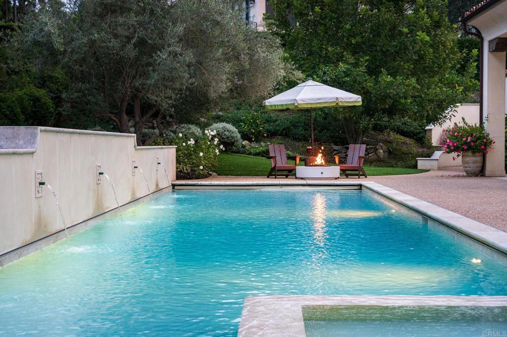 18411 Calle La Serra