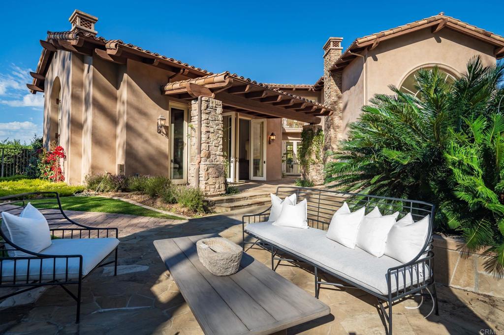 6627 Calle Ponte Bella