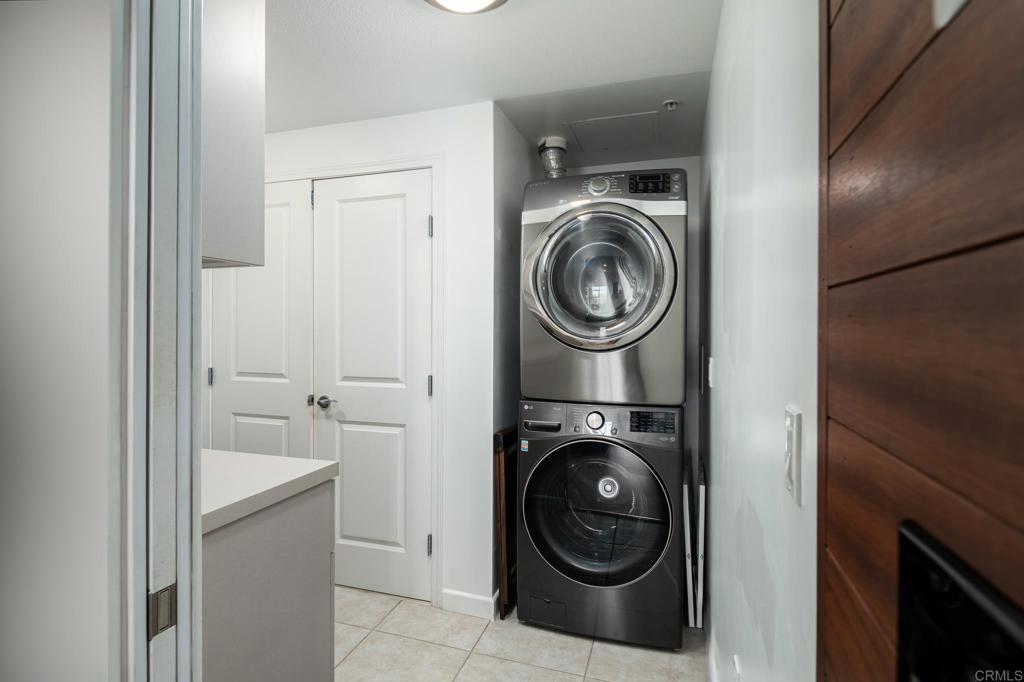 1431 Pacific Highway 315