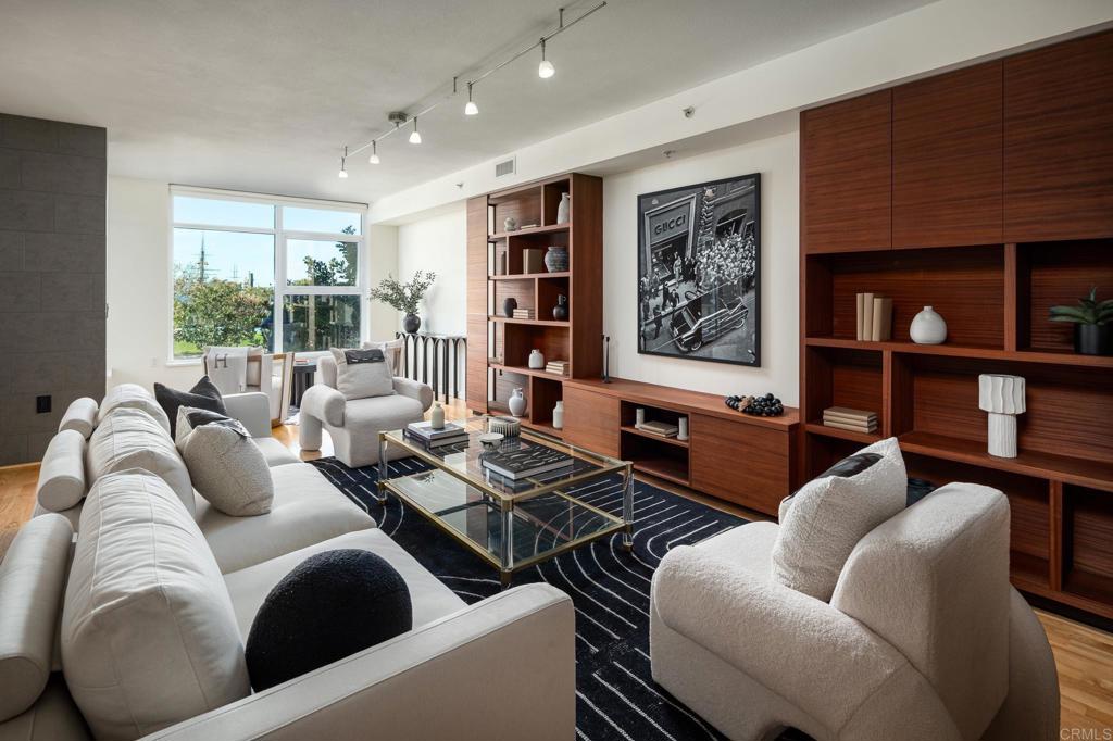 1431 Pacific Highway 315