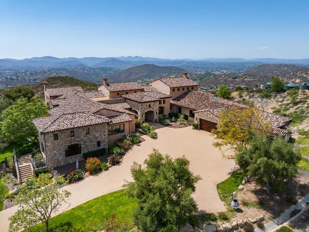 18000 Sunset Point Drive