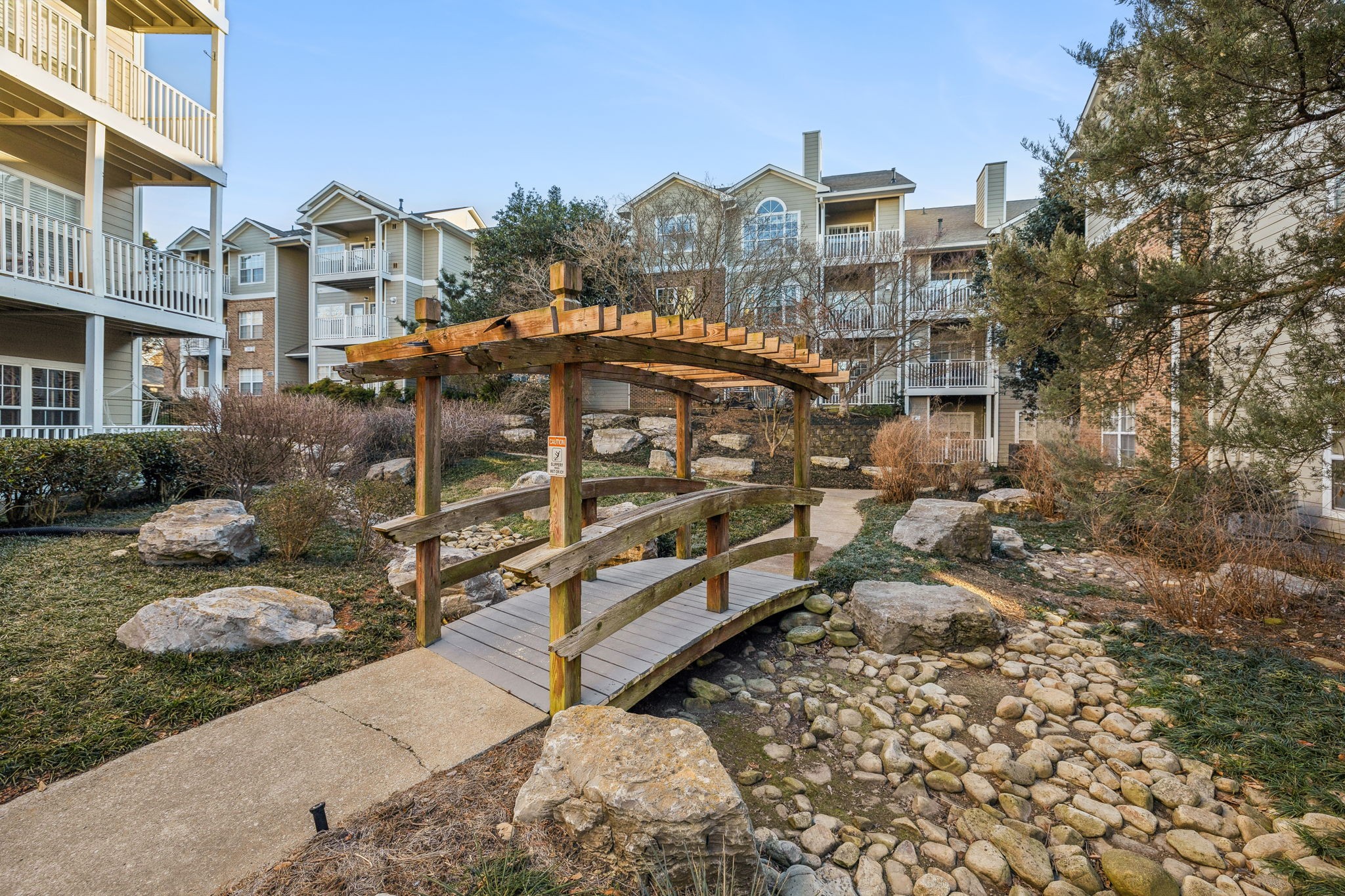 2025 Woodmont Blvd Unit: 228