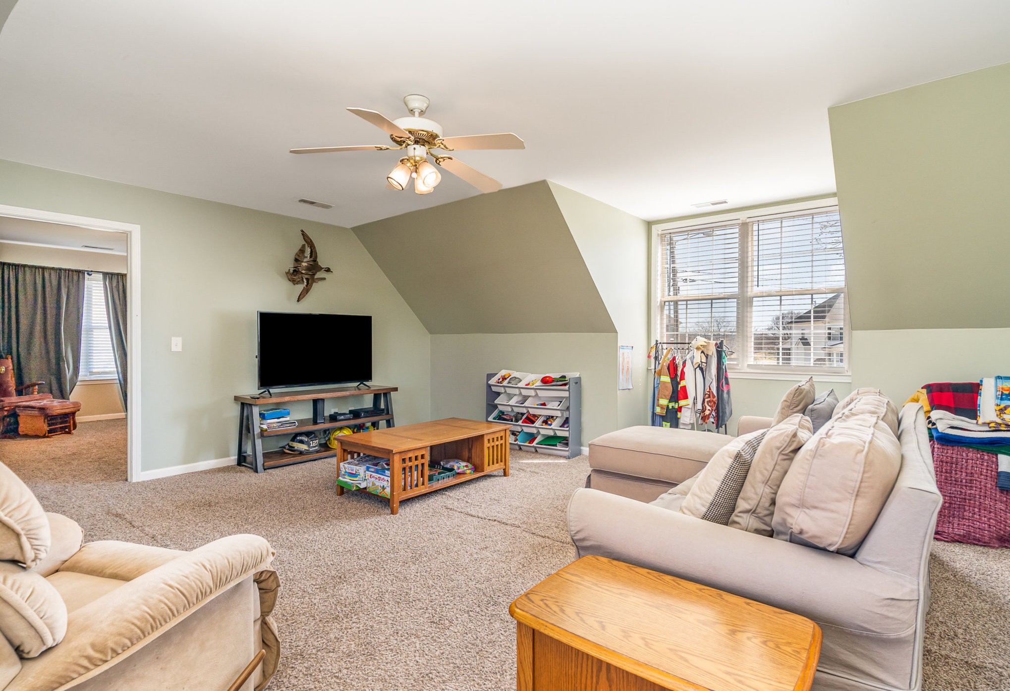 2777 Iroquois Dr