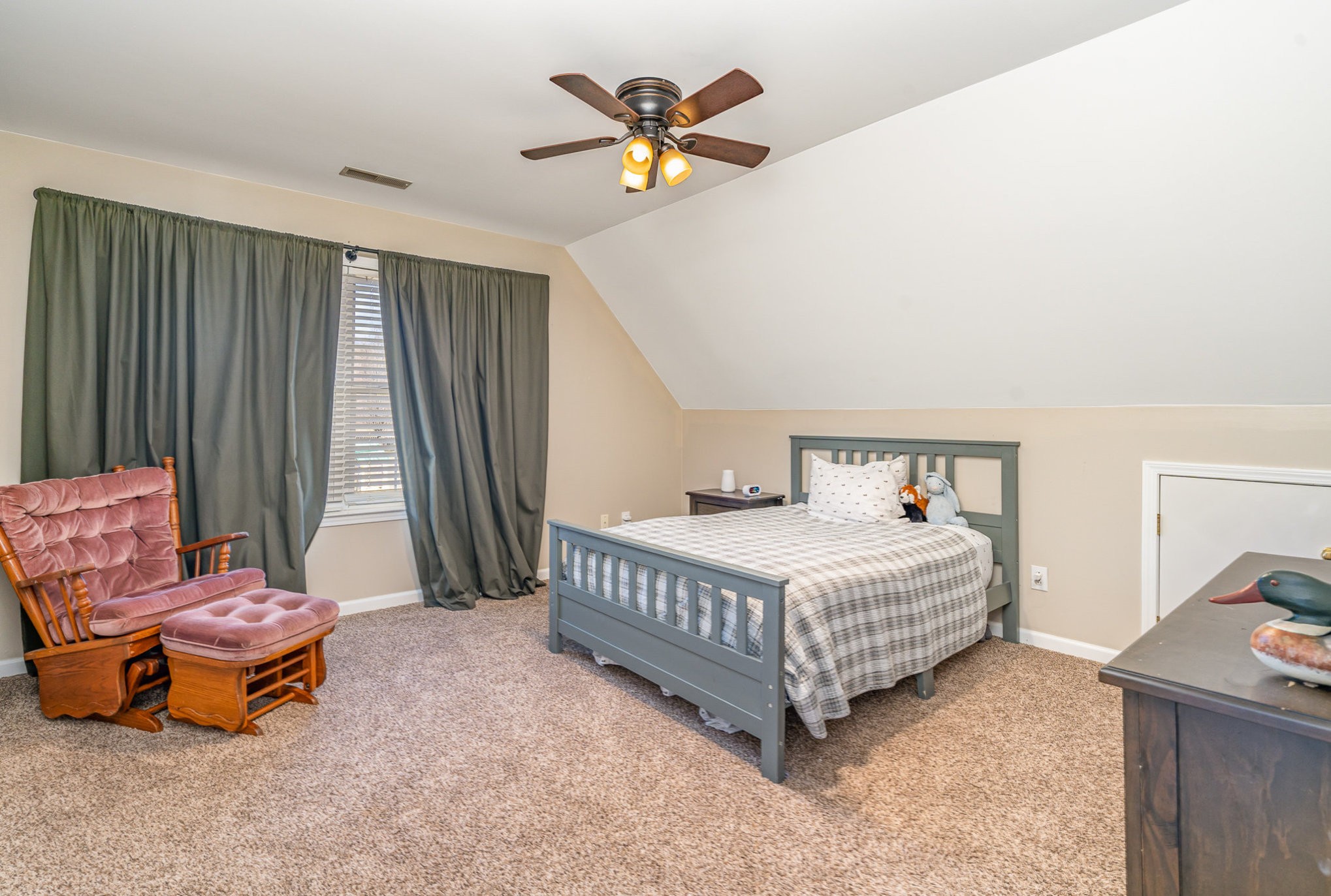 2777 Iroquois Dr