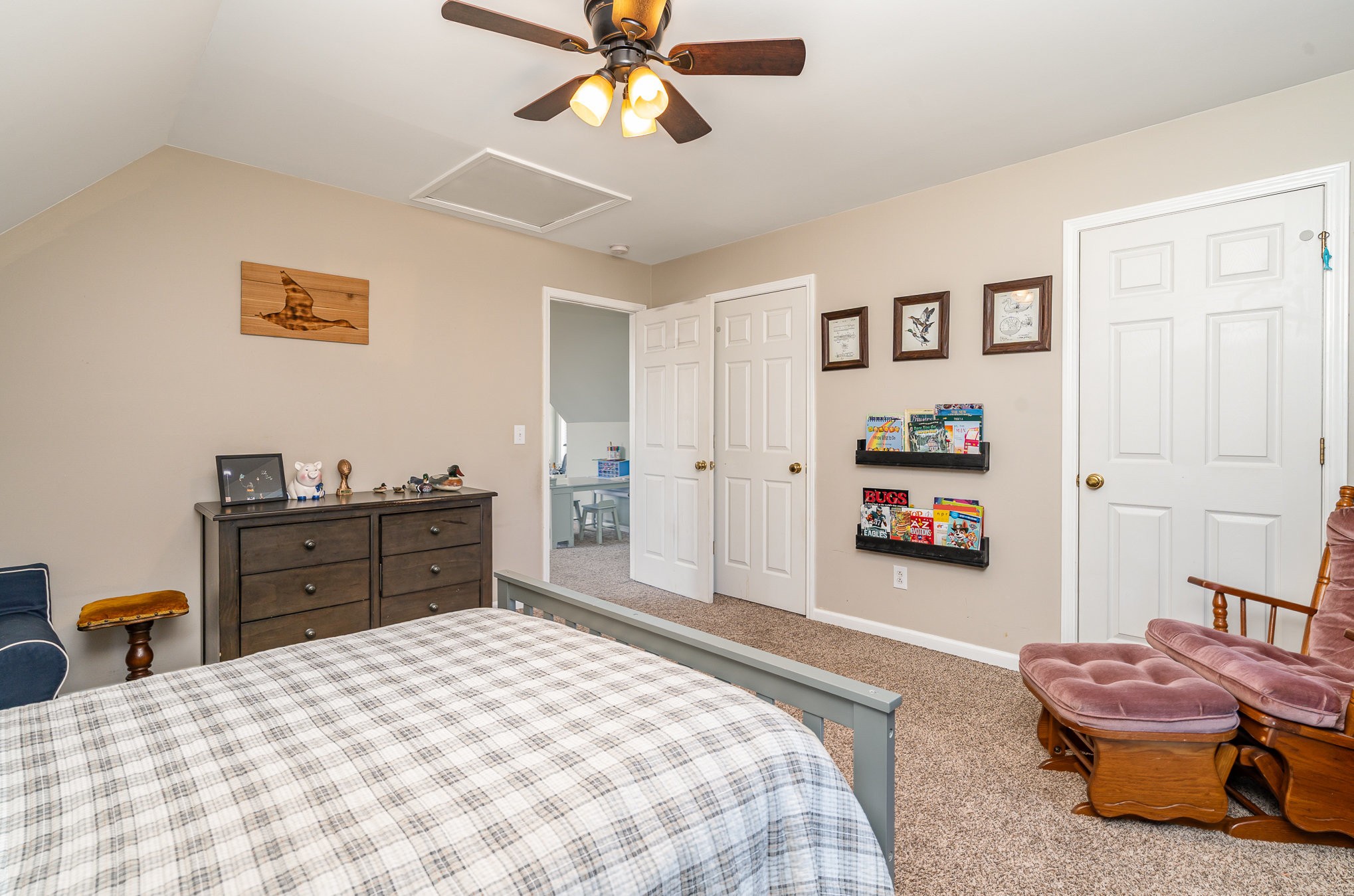 2777 Iroquois Dr