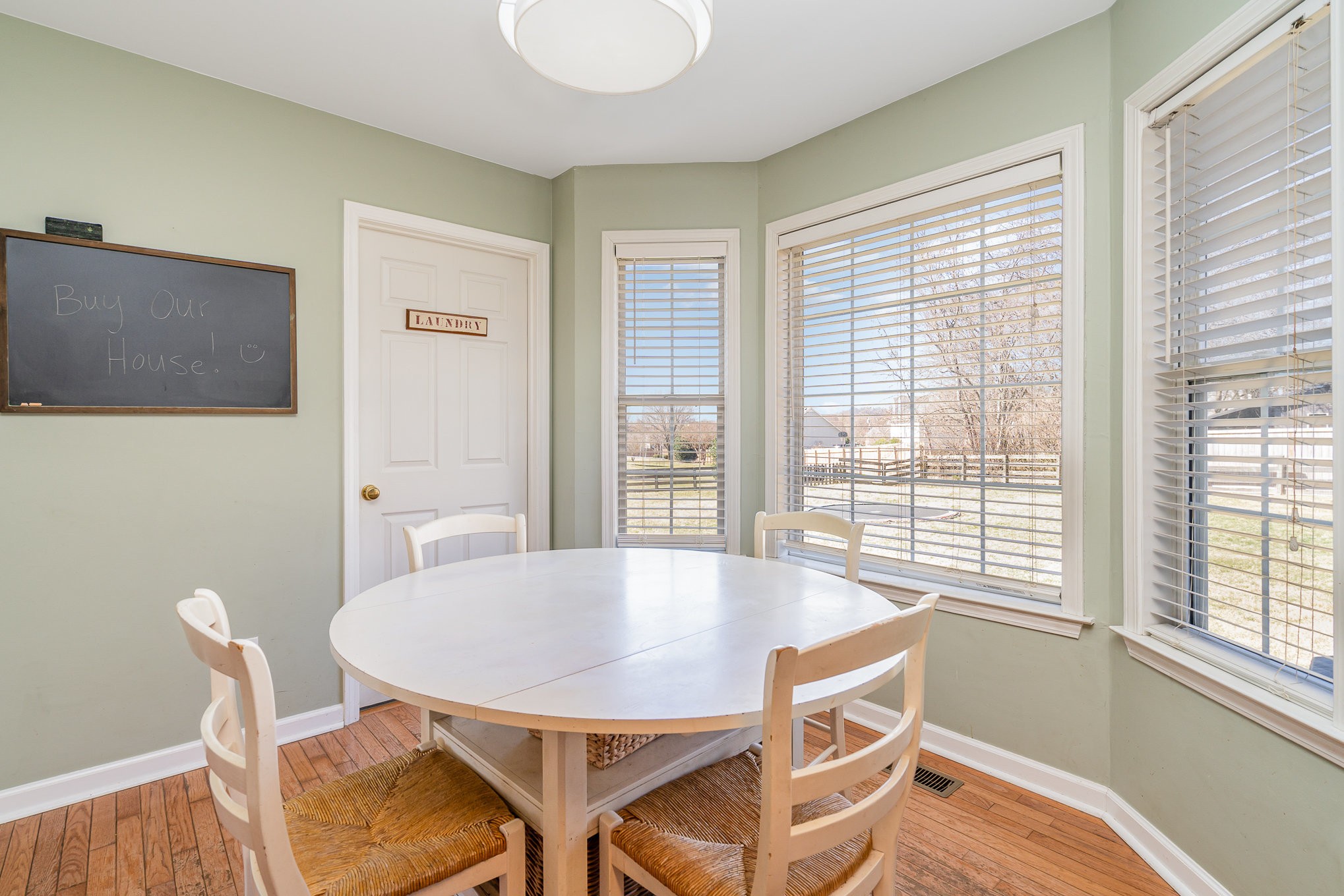 2777 Iroquois Dr