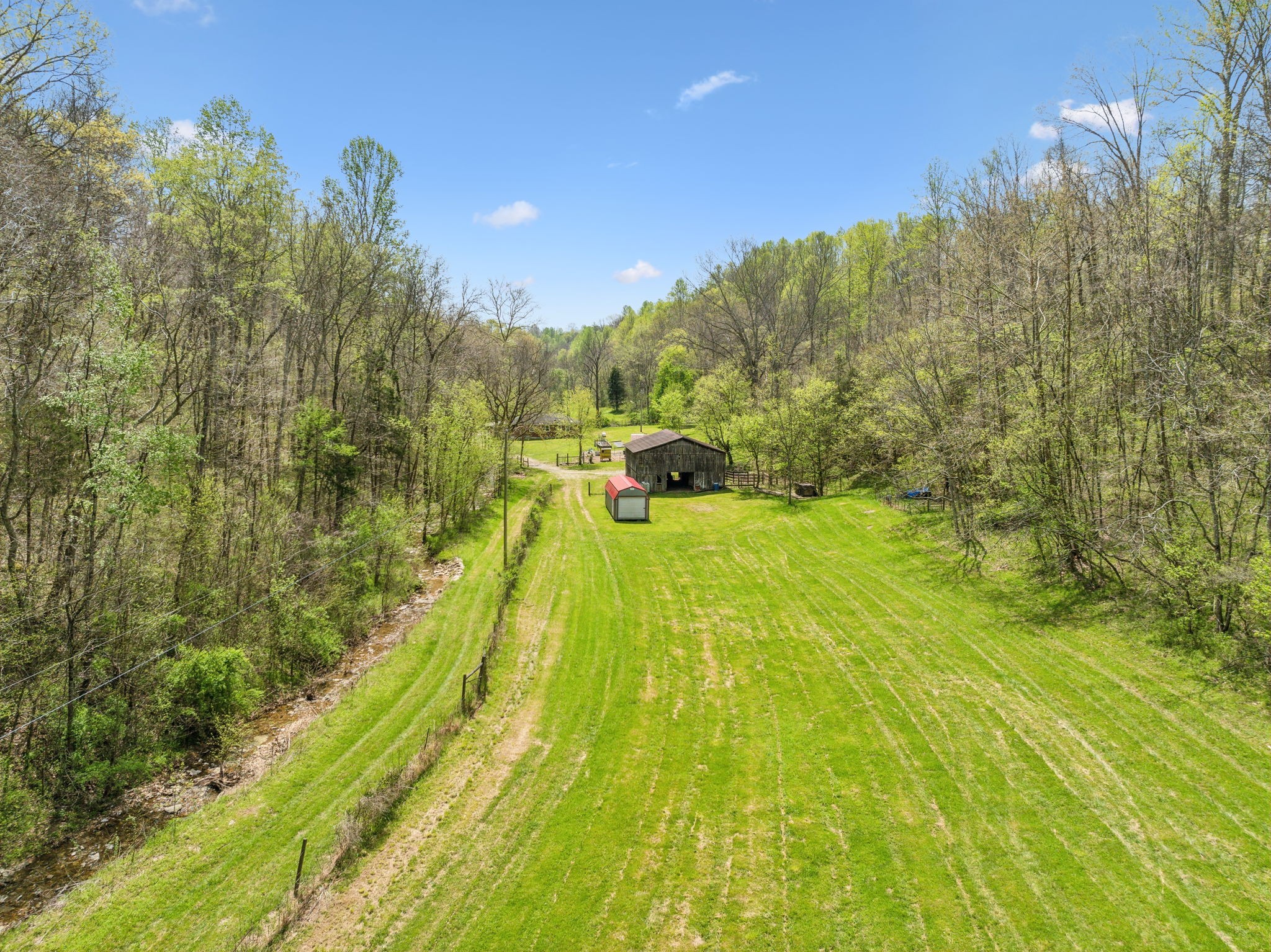 5822 Fly Hollow Rd